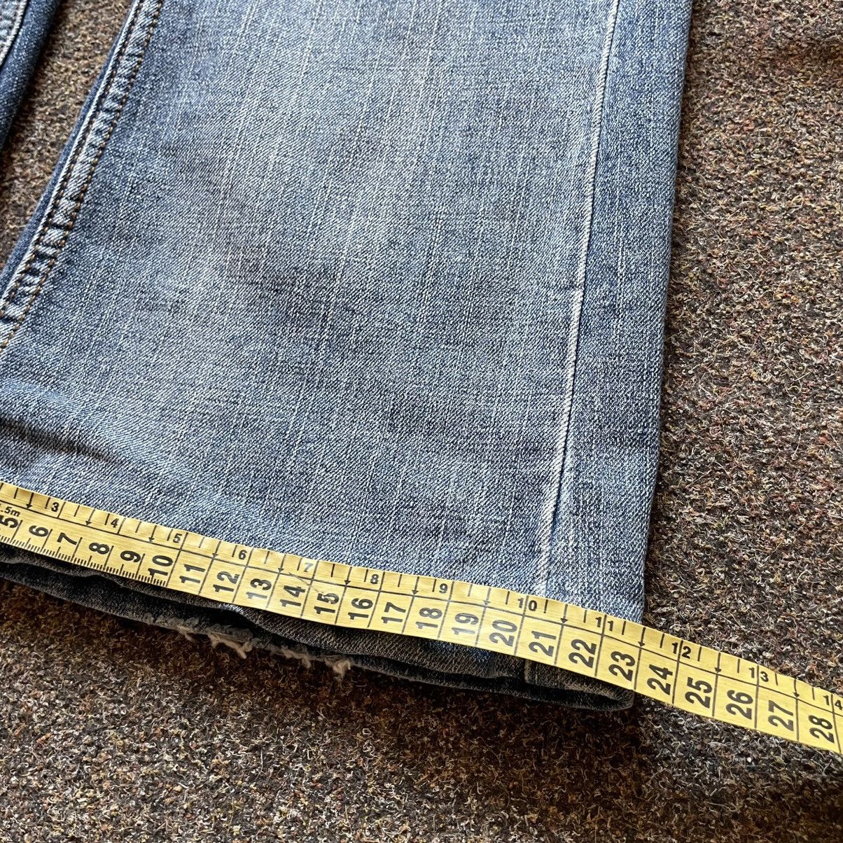 Vintage Vintage Y2K Sun Faded Baggy Flared Jeans Grunge Skater Logo Size 30" / US 8 / IT 44 - 8 Thumbnail