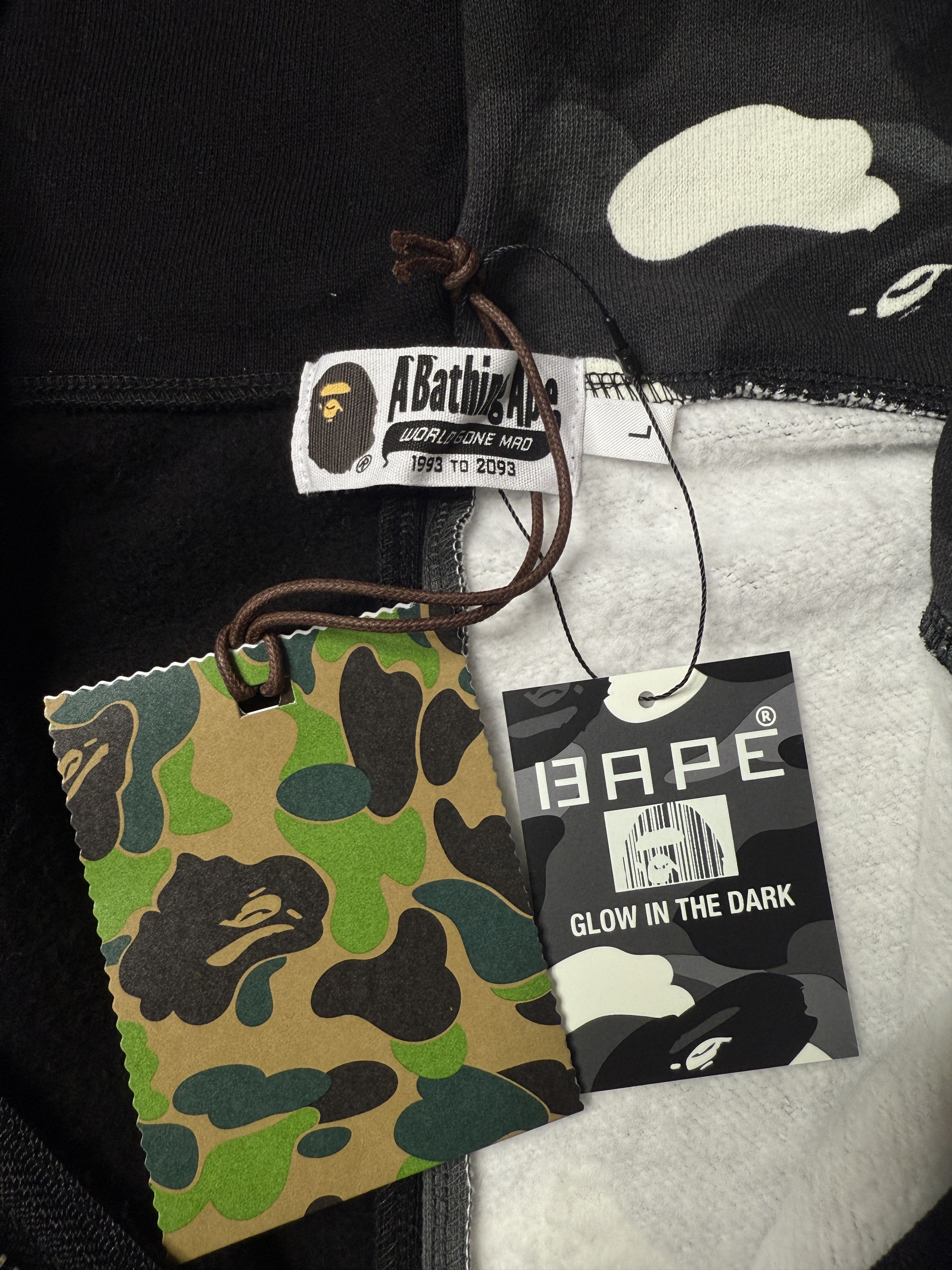 Bape BAPE CITY CAMO TIGER SHARK FULL ZIP HOODIE AW25 Size US L / EU 52-54 / 3 - 16 Thumbnail
