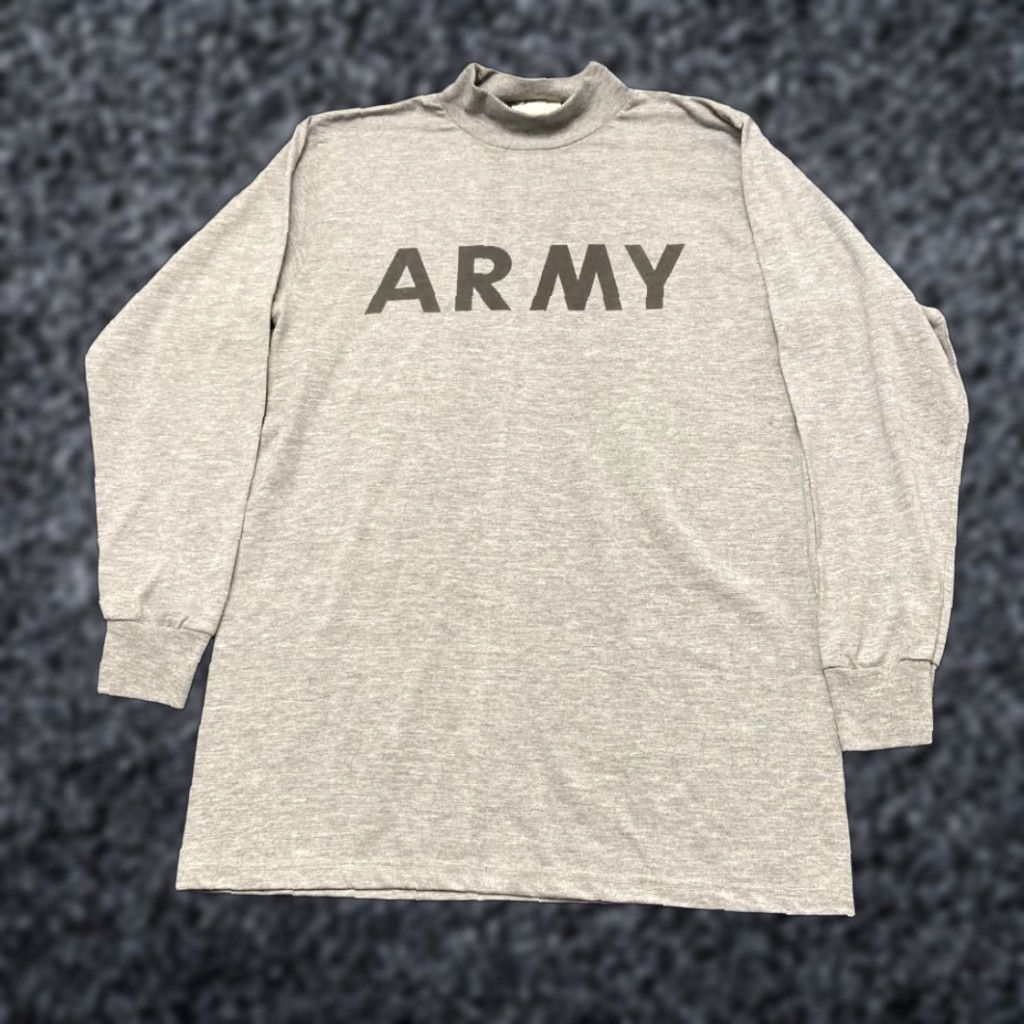 Vintage VINTAGE US Army T Shirt Men Small Gray Physical Fitness Uniform IPFU Long Sleeve Size US S / EU 44-46 / 1 - 1 Thumbnail