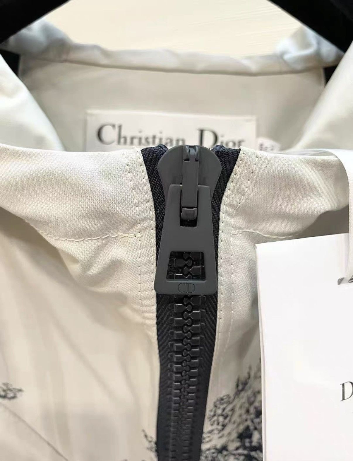 Dior Dior Classic Hooded Windbreaker Jacket J33 Size XS / US 0-2 / IT 36-38 - 3 Thumbnail