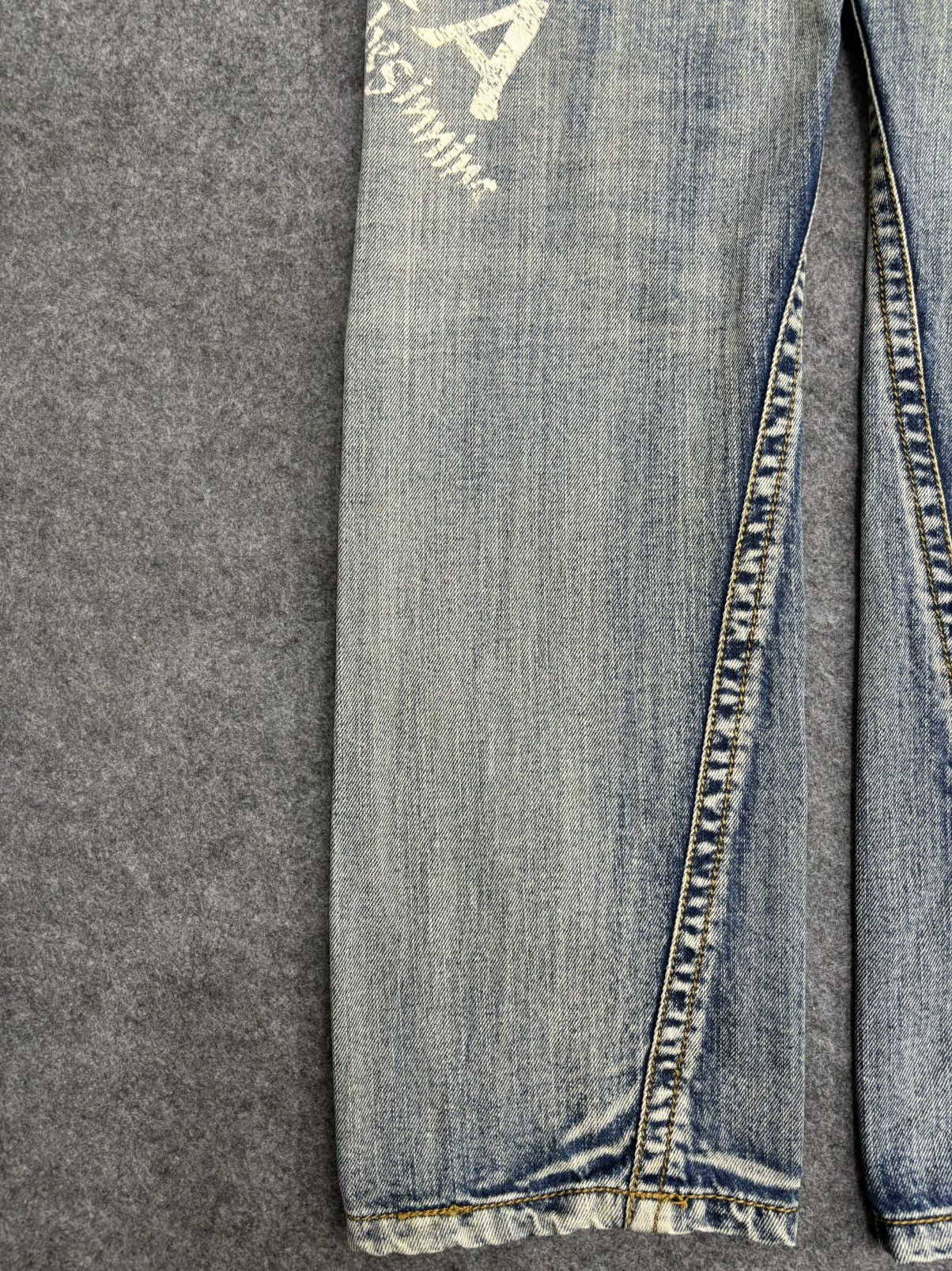 Gotcha 💥Twisted Leg💥Rare Gotcha Distressed Twist Leg Denim F537 Size US 30 / EU 46 - 18 Thumbnail