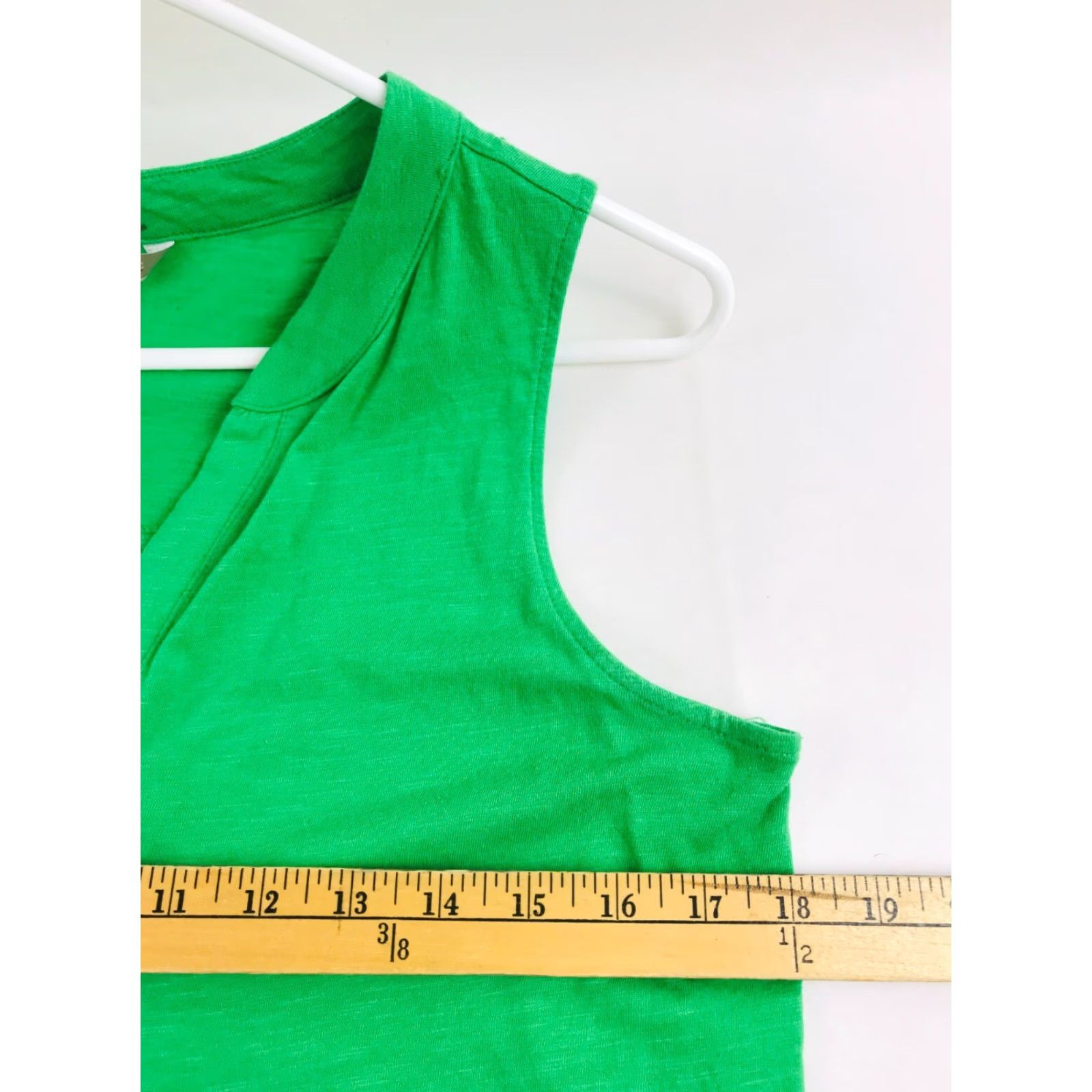 Banana Republic Banana Republic Tank Top Women's Small Green White Striped Back Henley Shirt Size S / US 4 / IT 40 - 3 Thumbnail