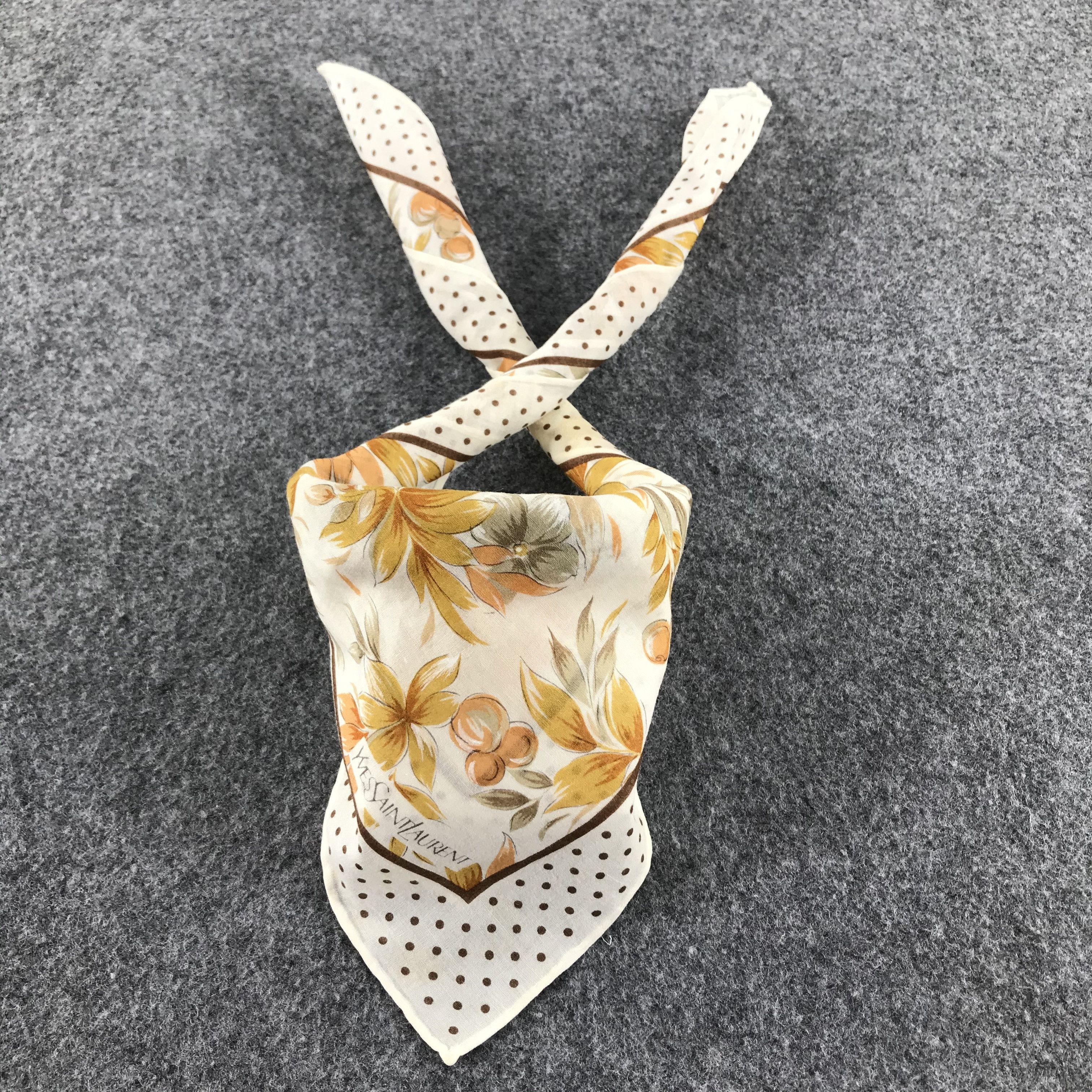 Yves Saint Laurent YSL Floral Handkerchief Neckerchief Bandana H459 Size ONE SIZE - 1 Thumbnail