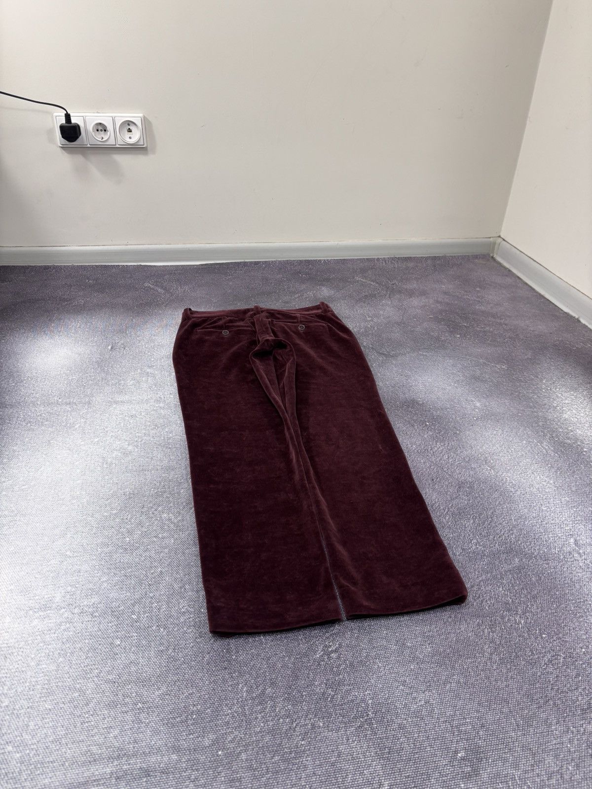 Circolo 1901 Circolo 1901 Women’s NWT Burgundy Velour Velvet Chino Pants Size 26" / US 2 / IT 38 - 14 Thumbnail