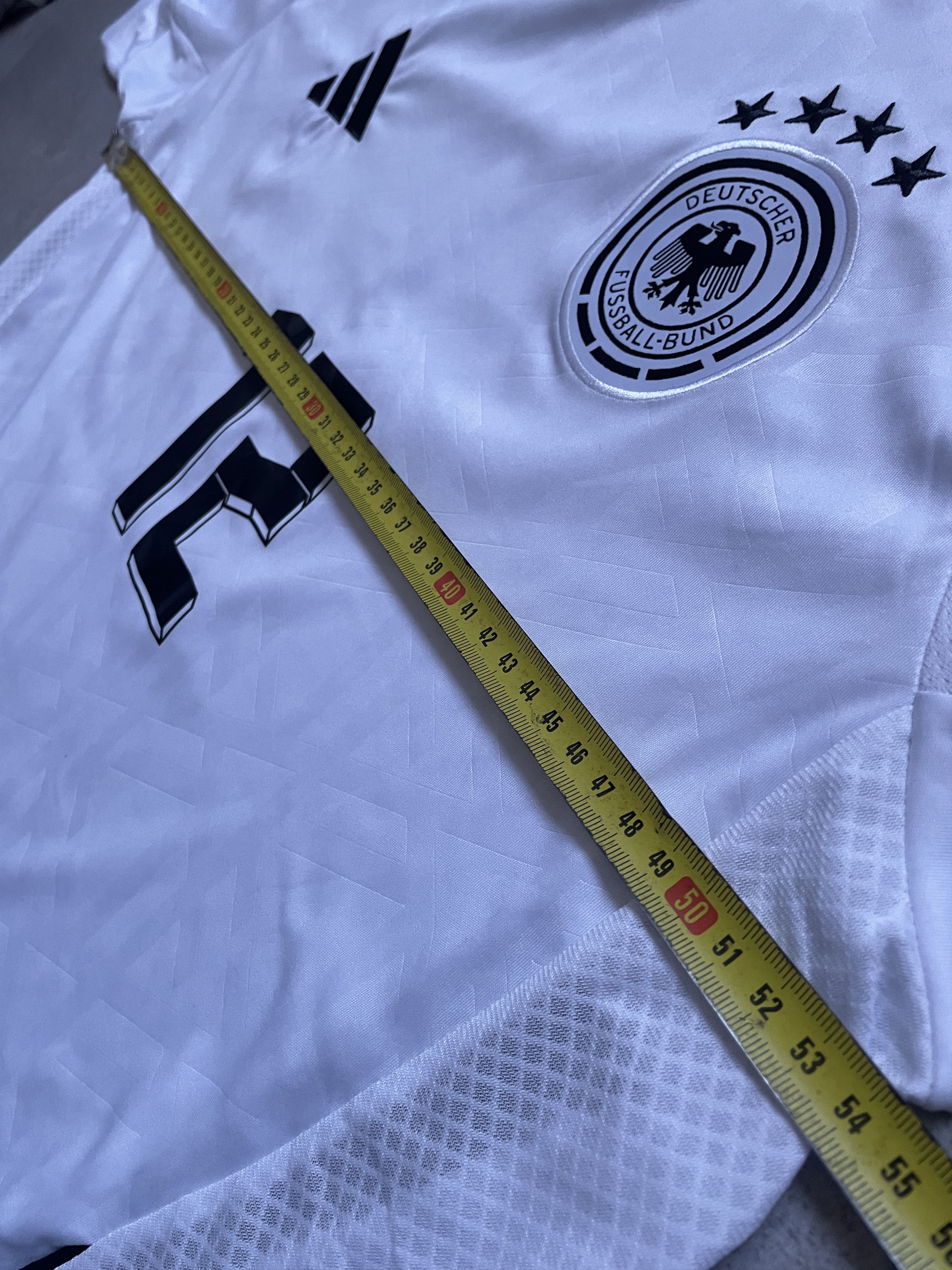 Adidas ADIDAS GERMANY 2024 FOOTBALL KIT SOCCER JERSEY BLOKECORE Size US XL / EU 56 / 4 - 9 Thumbnail