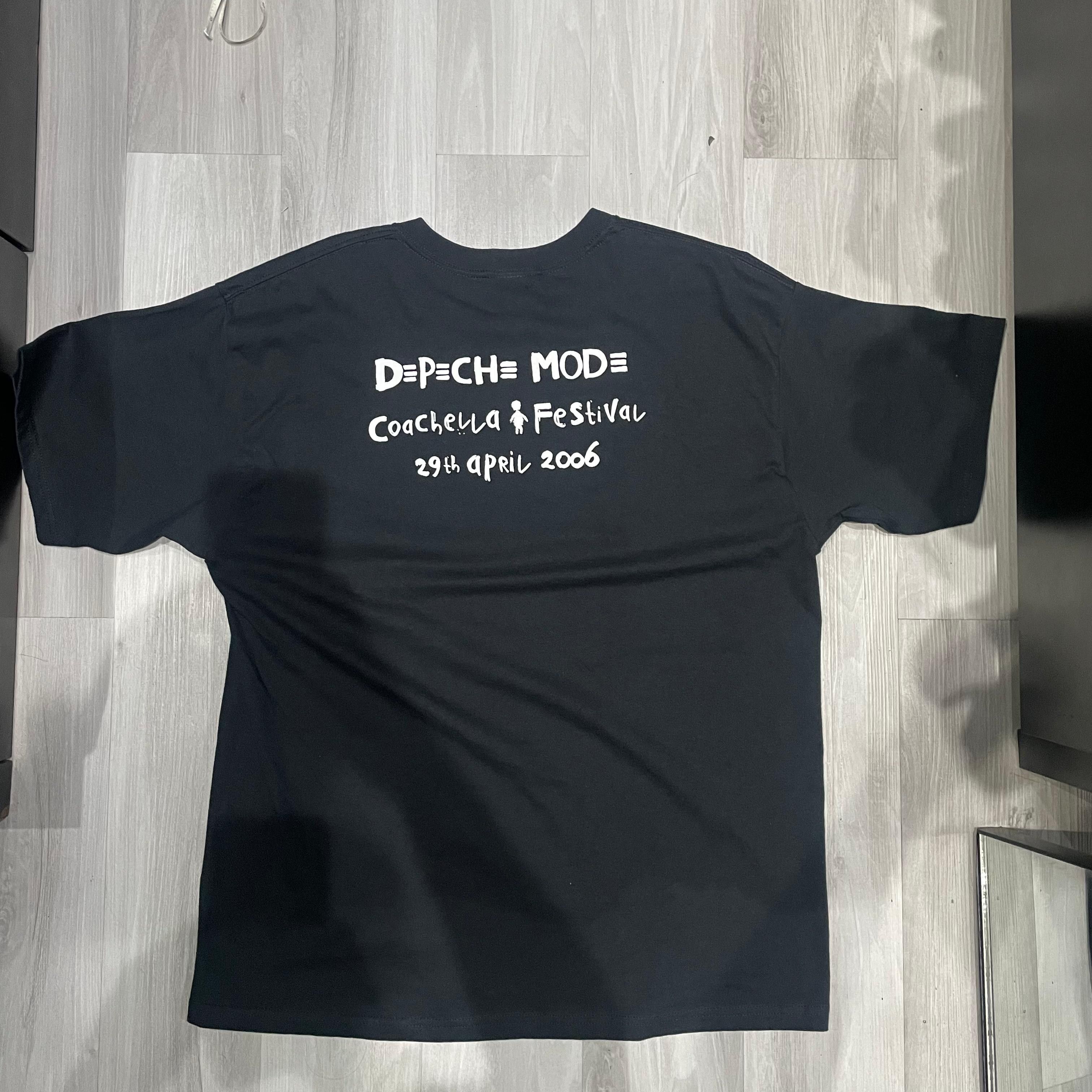 Gildan Depeche Mode Coachella 2006 Size US XL / EU 56 / 4 - 2 Thumbnail