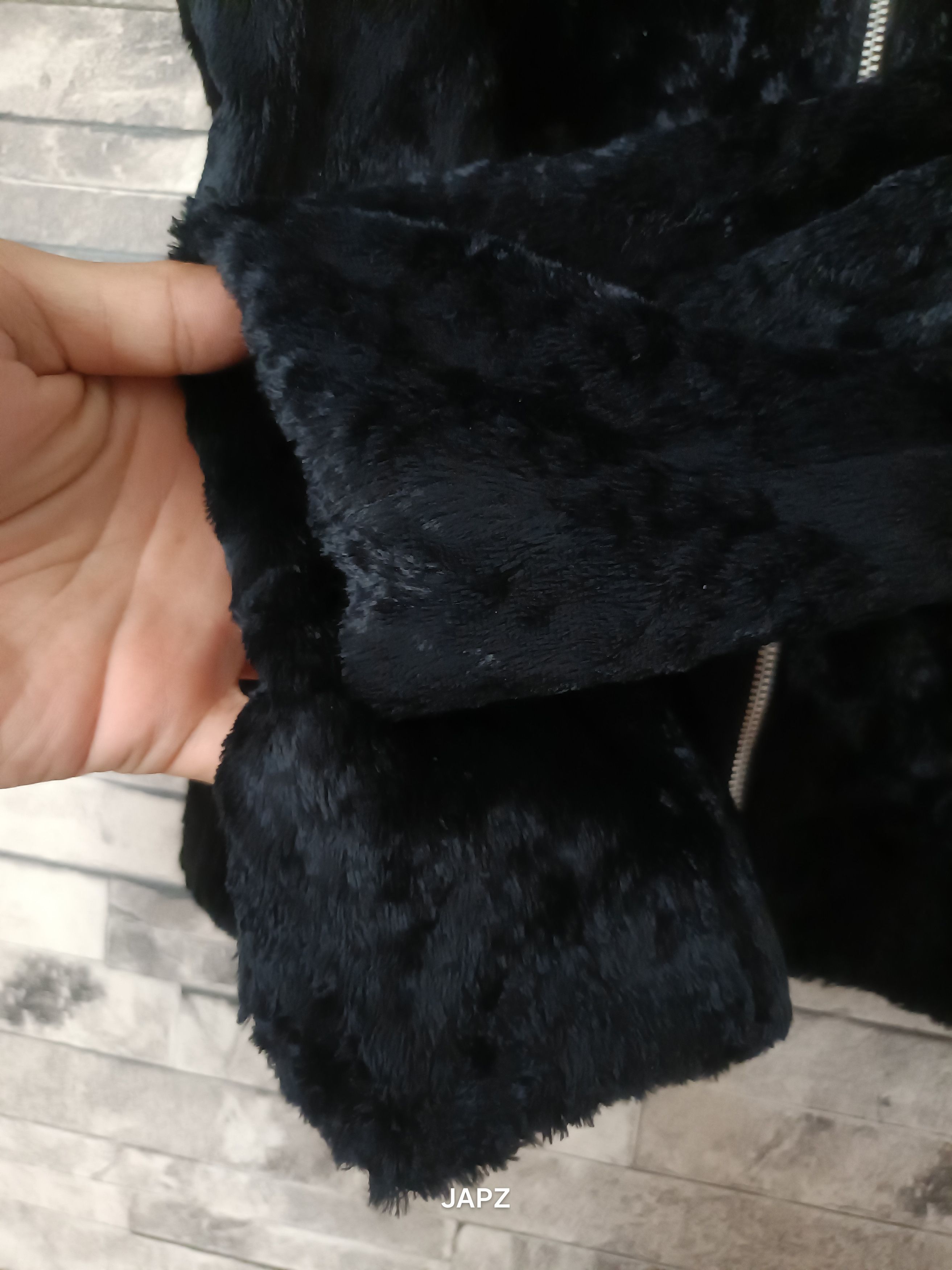 Japanese Brand International concept brand faux fur jacket Size M / US 6-8 / IT 42-44 - 3 Thumbnail