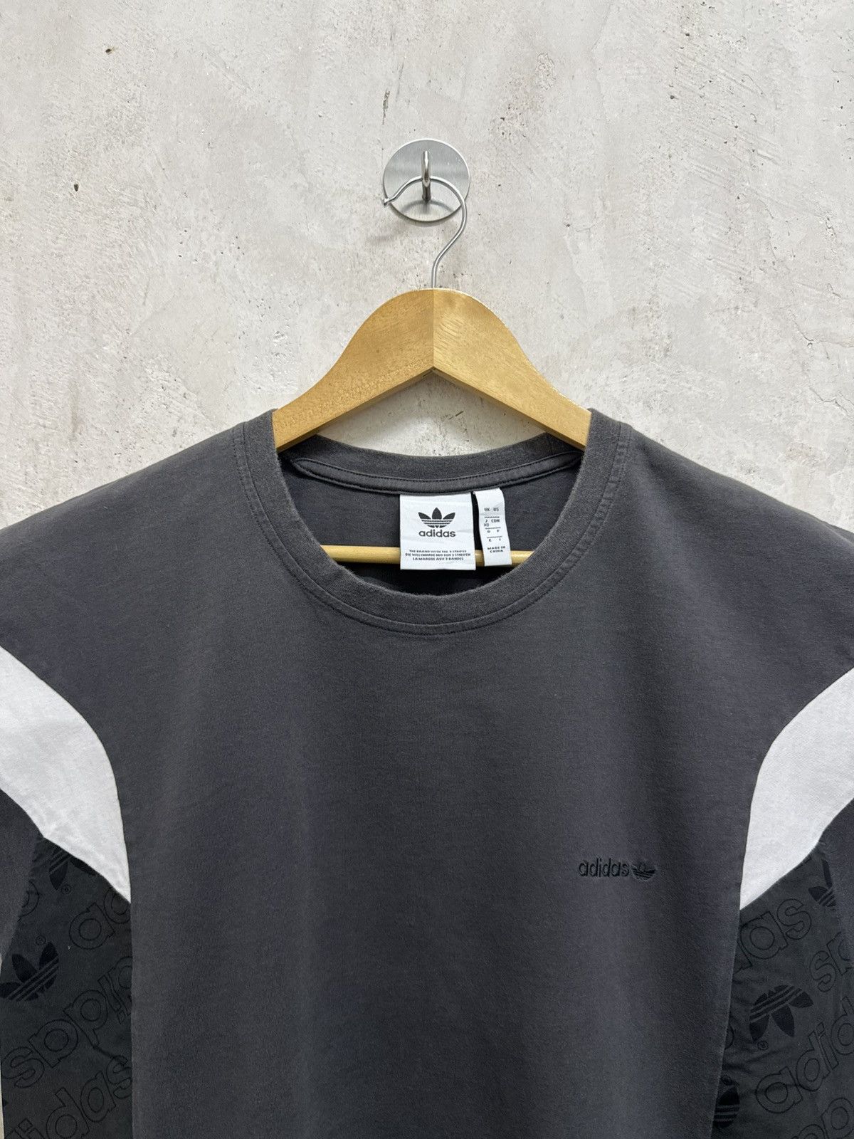 Adidas Adidas Trefoil Side Logo Tee Size US M / EU 48-50 / 2 - 3 Thumbnail