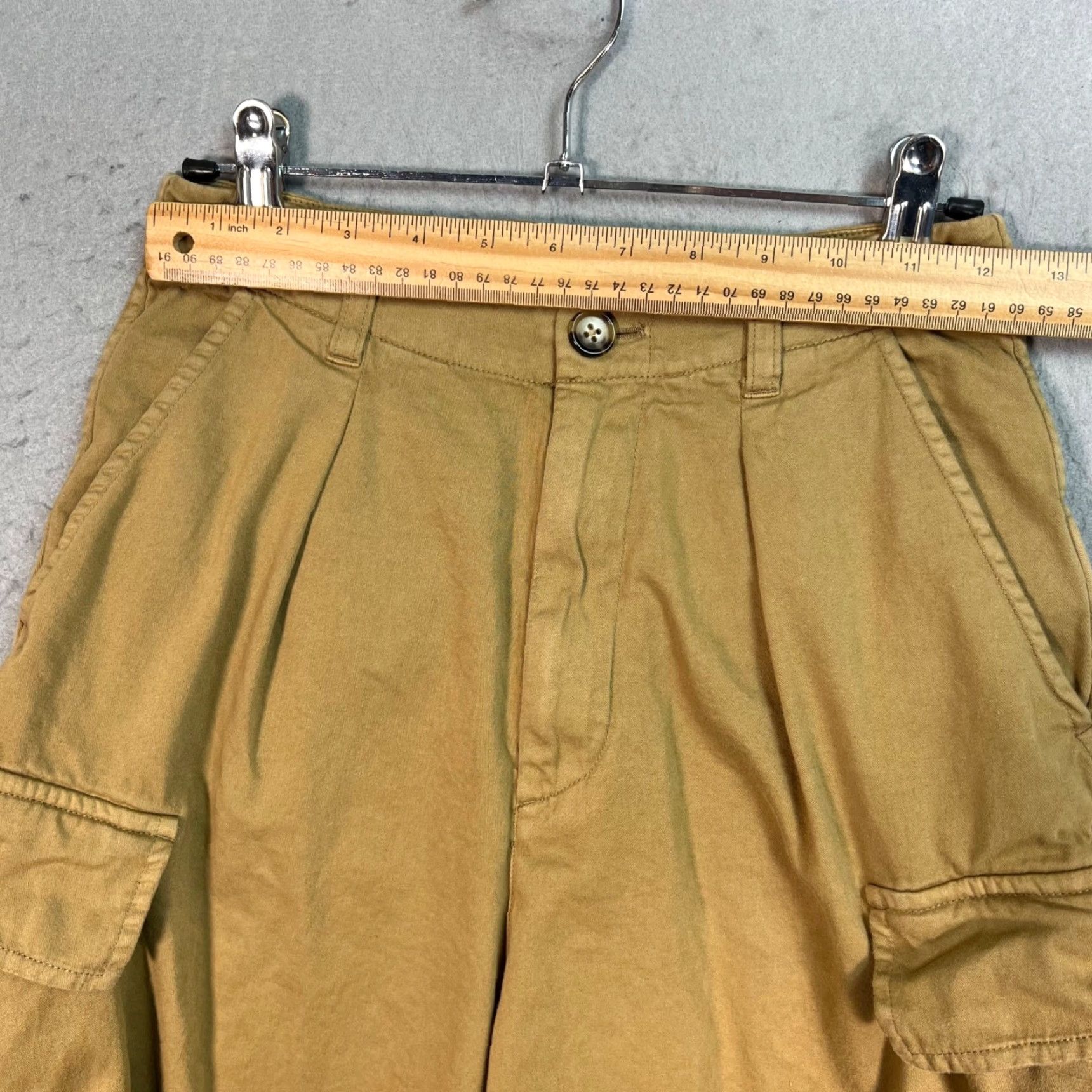 Vintage VINTAGE Macphee Womens 34 Khaki Cargo Shorts Cotton Utility Baggy Beig e Size 24" / US 00 / IT 34 - 5 Thumbnail