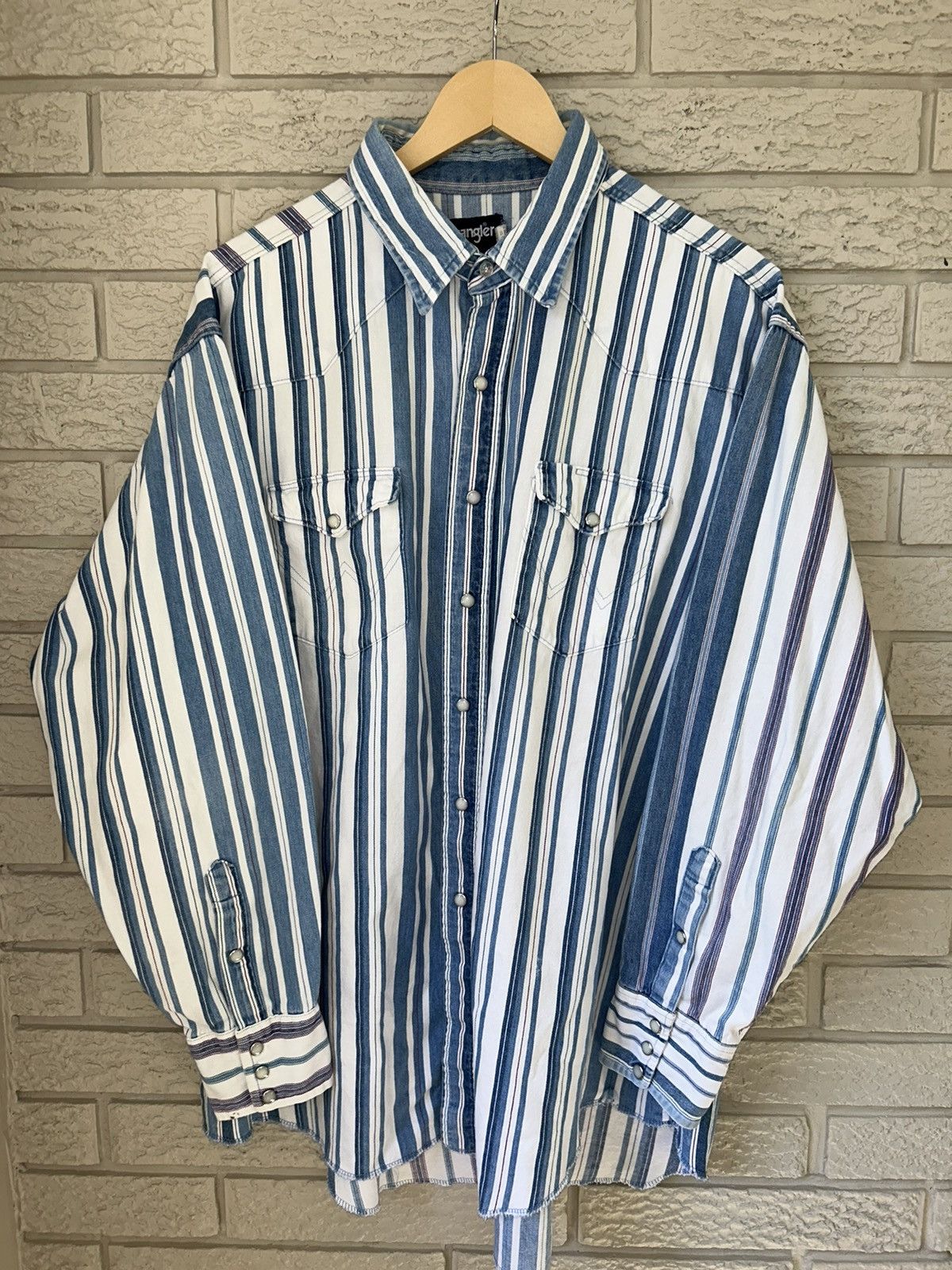 Wrangler Vintage 80s Wrangler Western X Long Tails Pearl Snap Size US XL / EU 56 / 4 - 1 Thumbnail