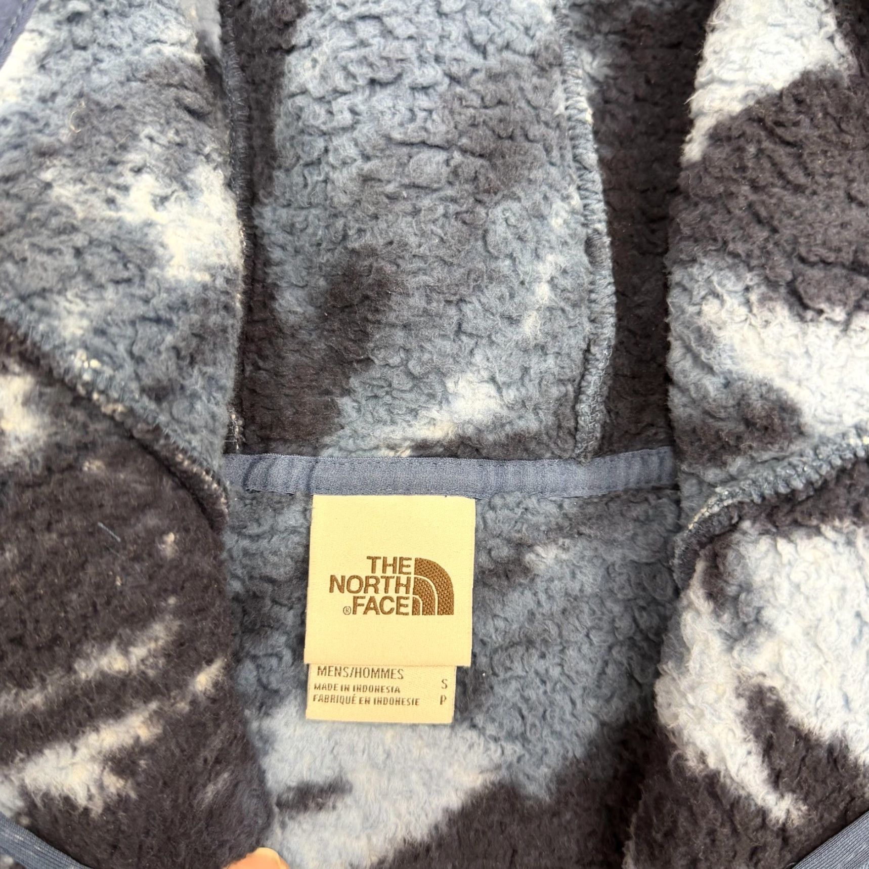 The North Face VINTAGE The North Face Hoodie Sweatshirt Mens Small Blue Fleece 1/4 Zip Camo Sherpa Size US S / EU 44-46 / 1 - 3 Thumbnail