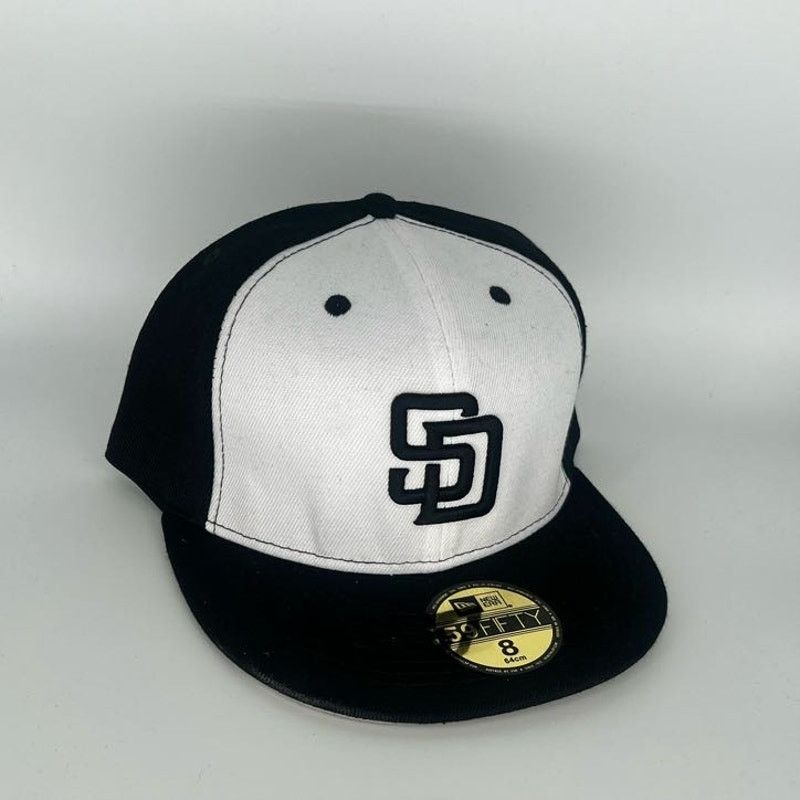 New Era Size 8 Black White San Diego Padres New Era MLB 59Fifty Fit Size ONE SIZE - 1 Thumbnail