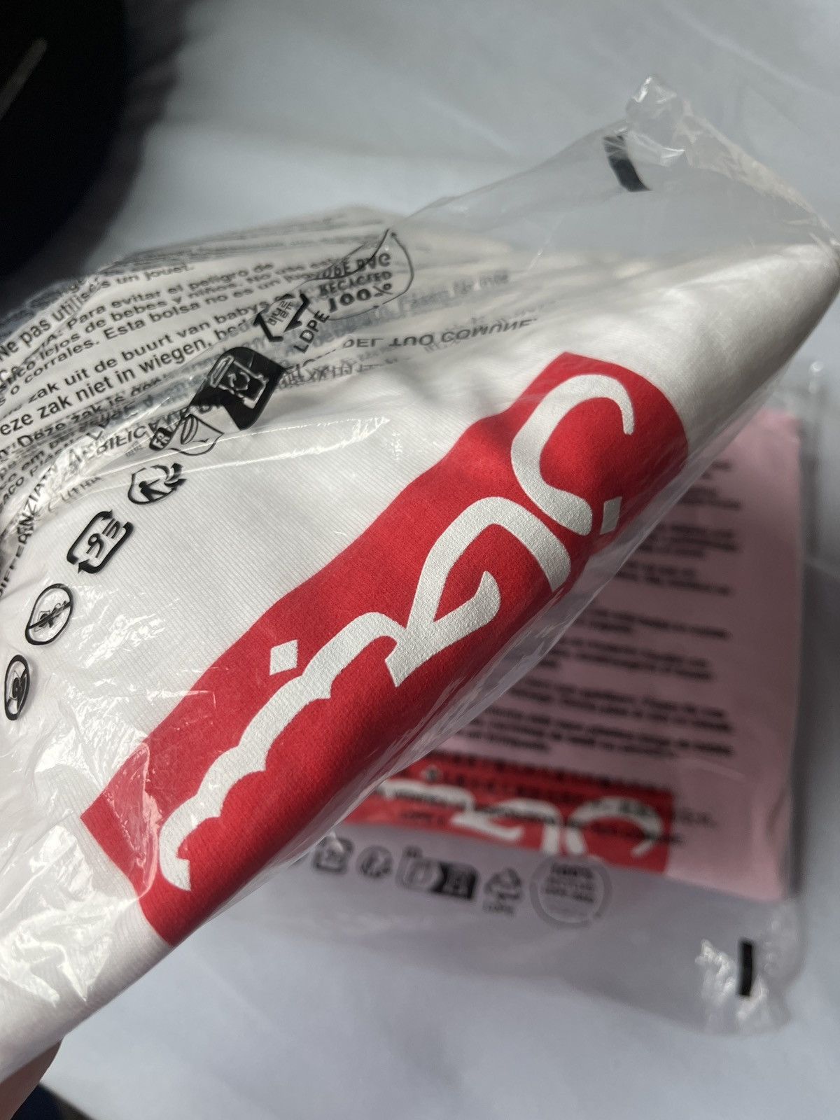 Supreme Arabic Box Logo Tee White L