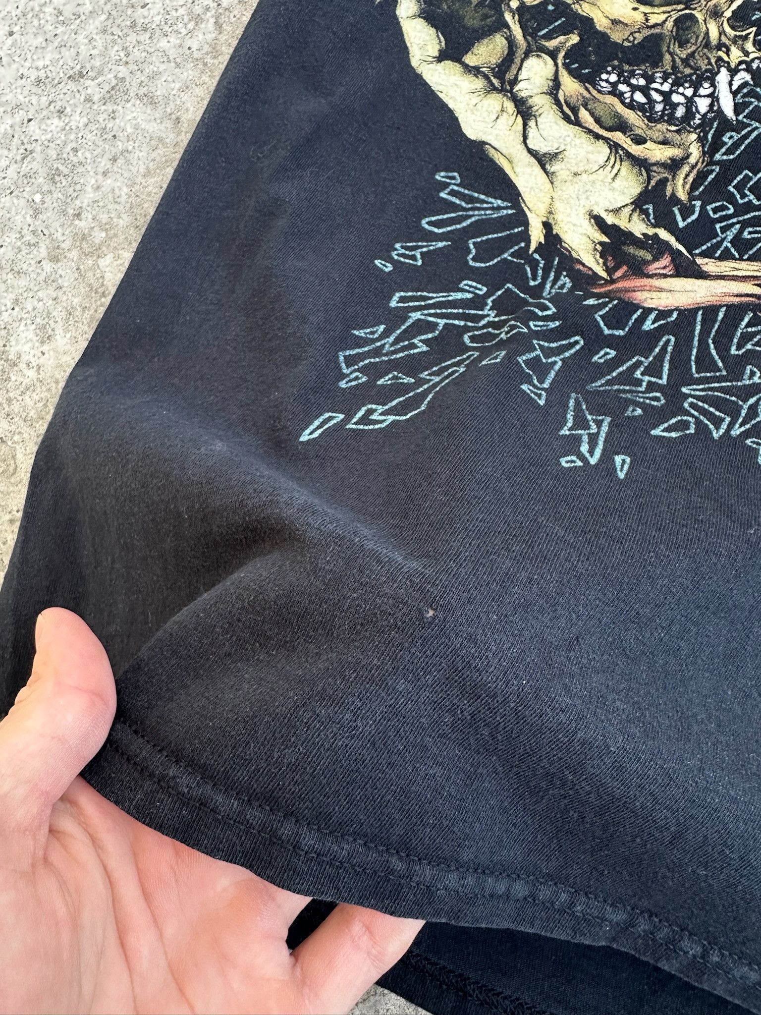 Band Tees Vintage Metallica Pushead Rock Band Tour Black T-shirt Size US M / EU 48-50 / 2 - 8 Thumbnail