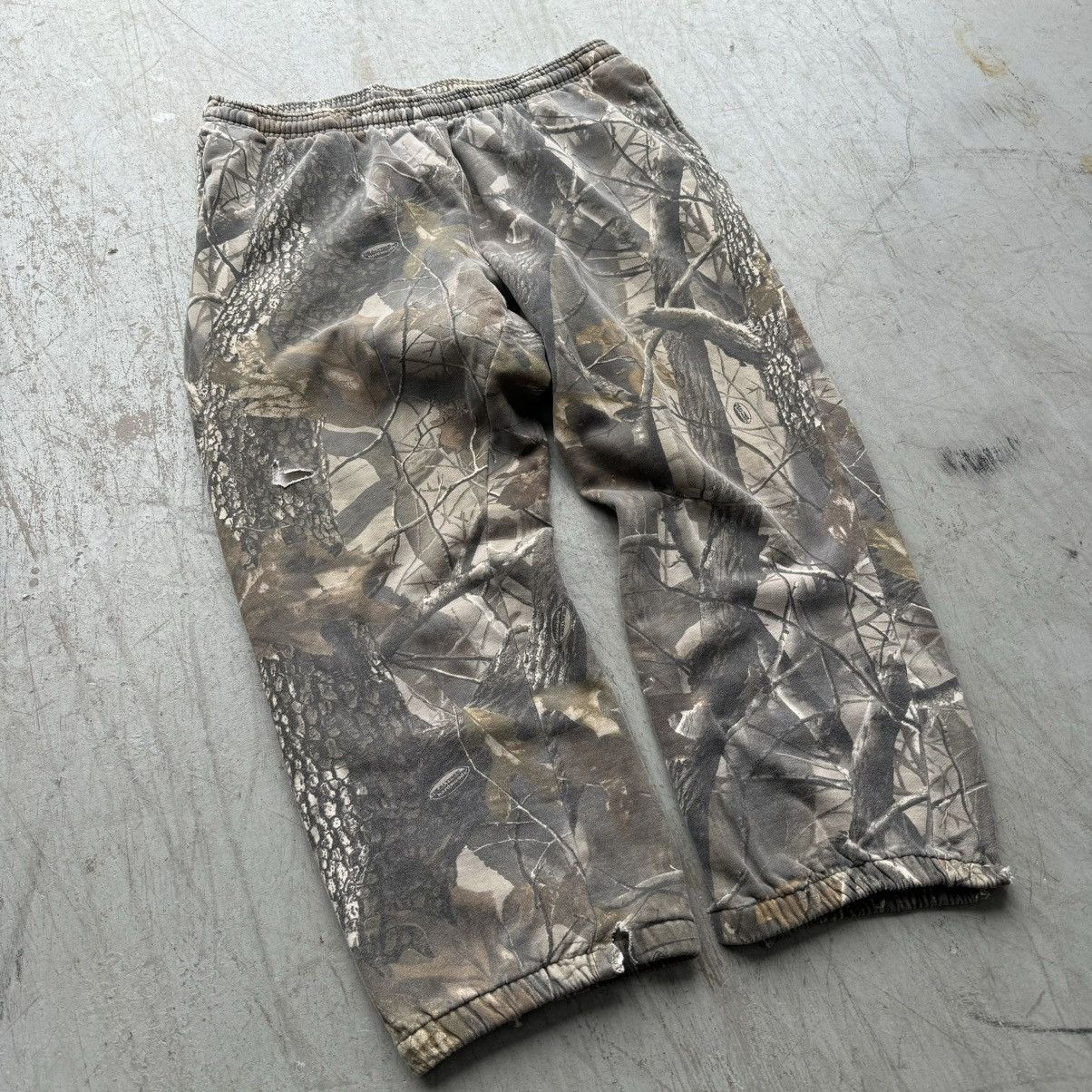 Realtree × Vintage Vintage Real Tree Camo Essential Cotton Sweatpants Sz Large Size US 34 / EU 50 - 2 Thumbnail