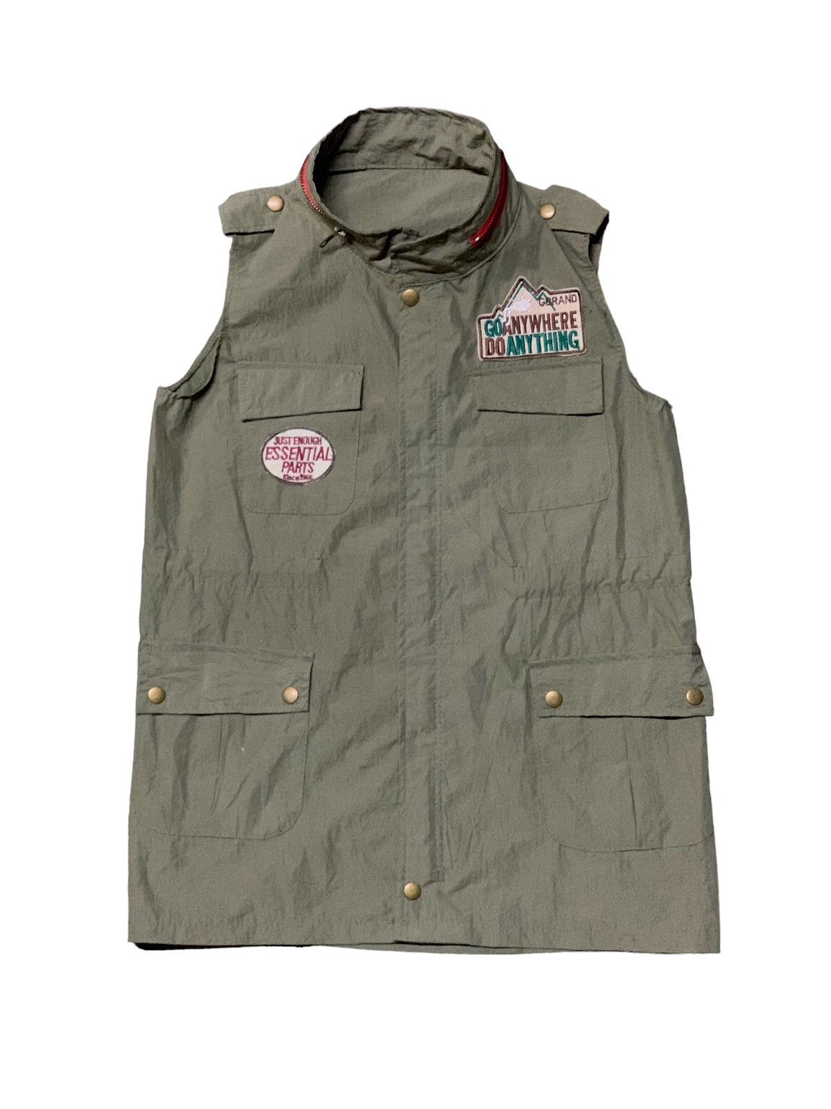 💥Vintage Y2k Sleeveless Jacket With Patches And Rs Backhits