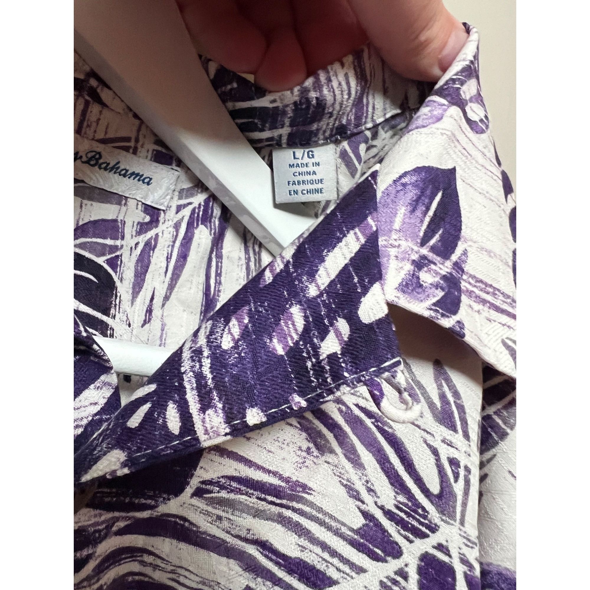 Tommy Bahama Tommy Bahama 100% Silk Colorado Rockies Short Sleeve Button Size US L / EU 52-54 / 3 - 4 Thumbnail
