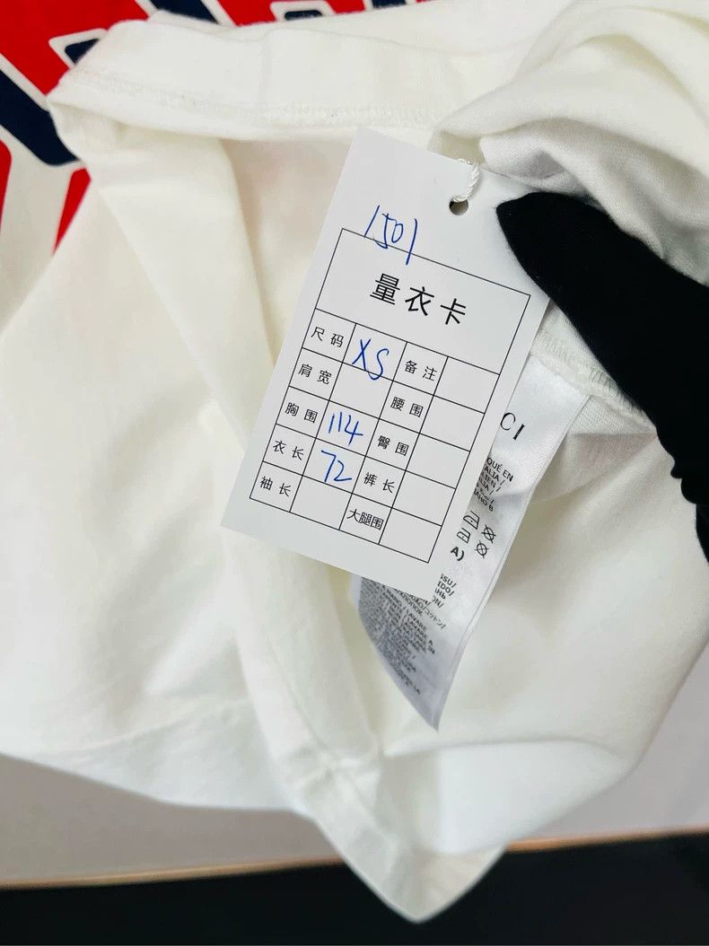 Gucci Gucci Mirror short sleeves 2504-Nextarrow Size US XS / EU 42 / 0 - 3 Thumbnail