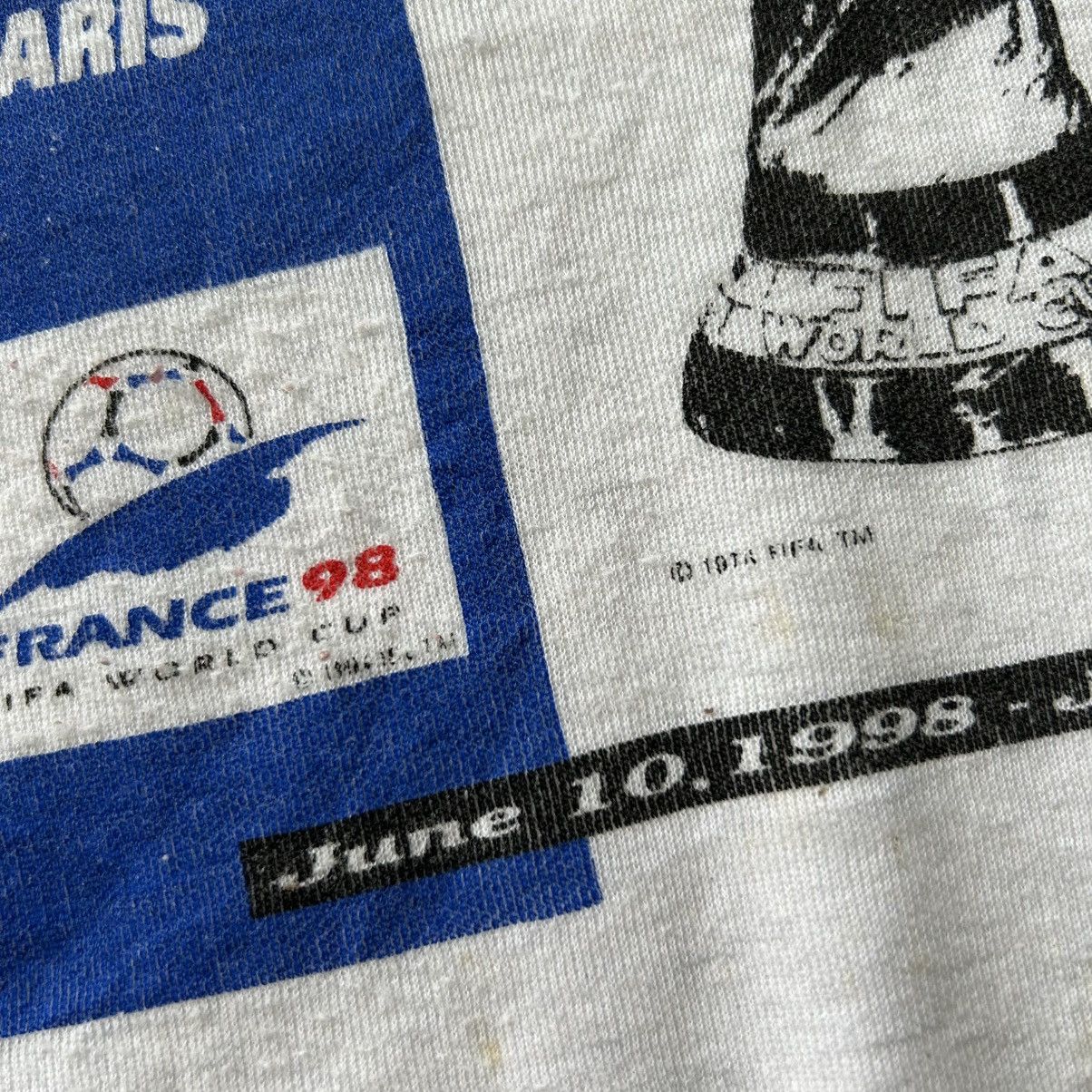 Vintage Vintage FRANCE 98 Fifa World Cup Sweatshirt Size US XL / EU 56 / 4 - 7 Thumbnail