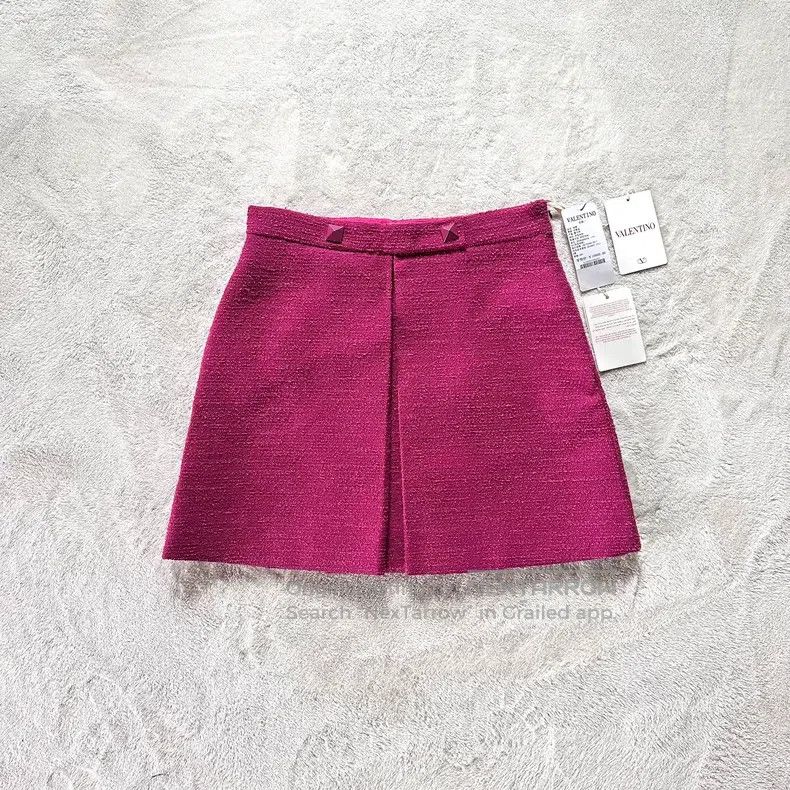 Valentino Valentino Tweed miniskirt Size M / US 6-8 / IT 42-44 - 1 Thumbnail
