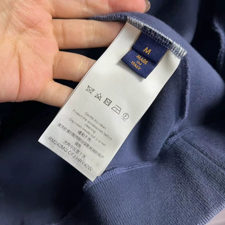 Louis Vuitton Louis Vuitton 24 New Blue Solid Logo Letter Beaded Casual Size US M / EU 48-50 / 2 - 3 Thumbnail