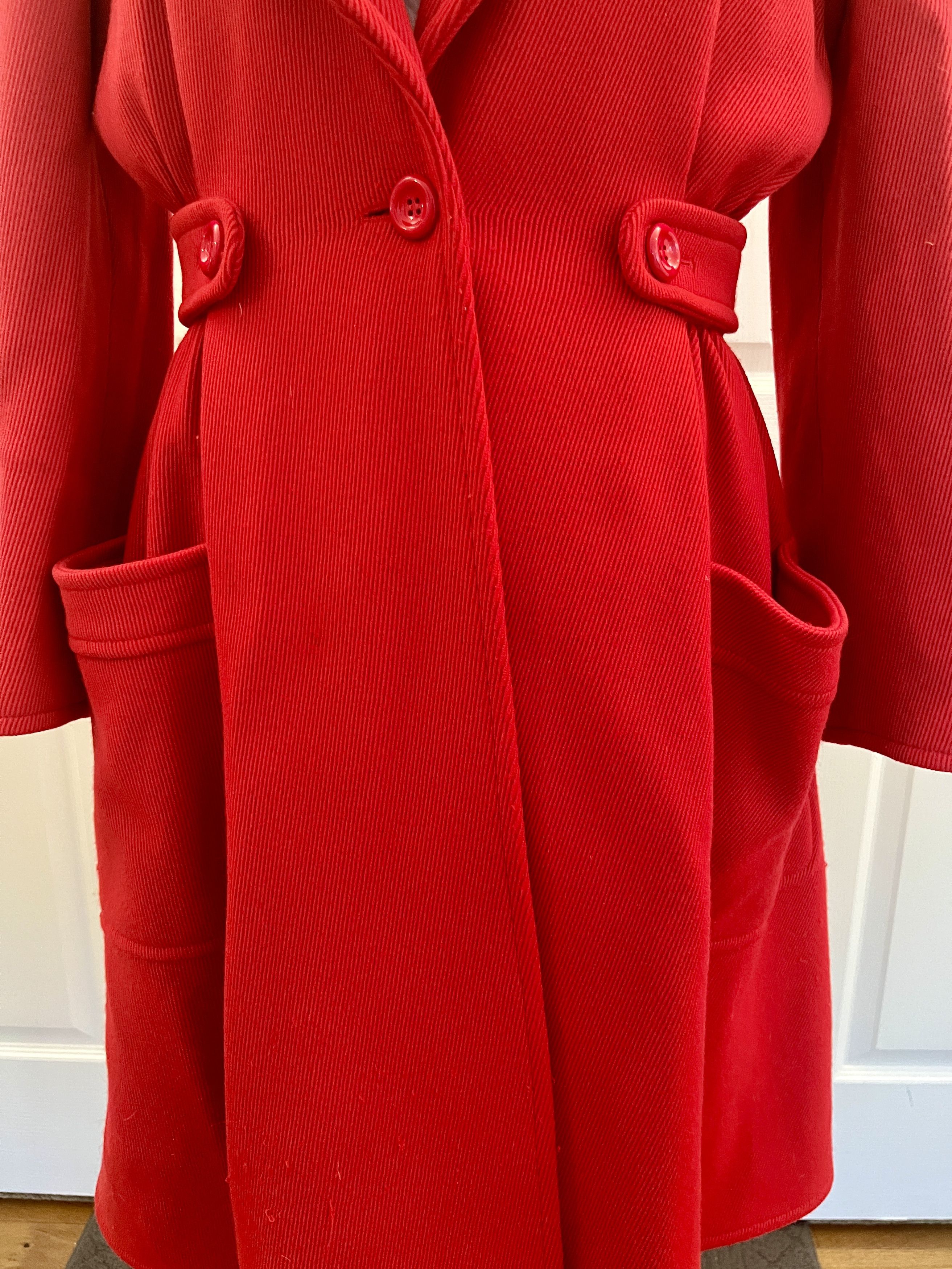 Valentino Vintage Valentino Boutique Red Tweed Peaked Lapel Coat Italy Size M / US 6-8 / IT 42-44 - 5 Thumbnail