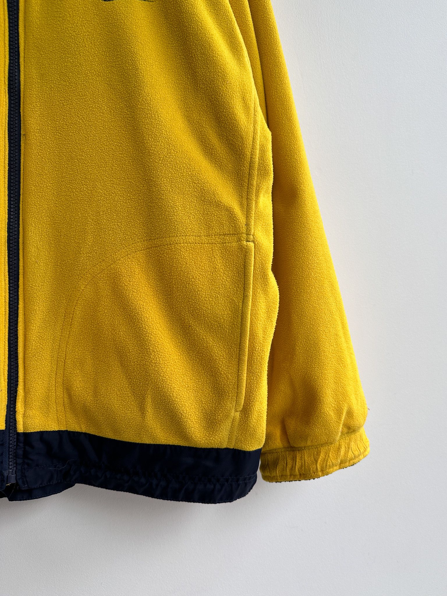 Nike Vintage Nike Reversible Nylon Fleece Jacket Size US M / EU 48-50 / 2 - 12 Thumbnail