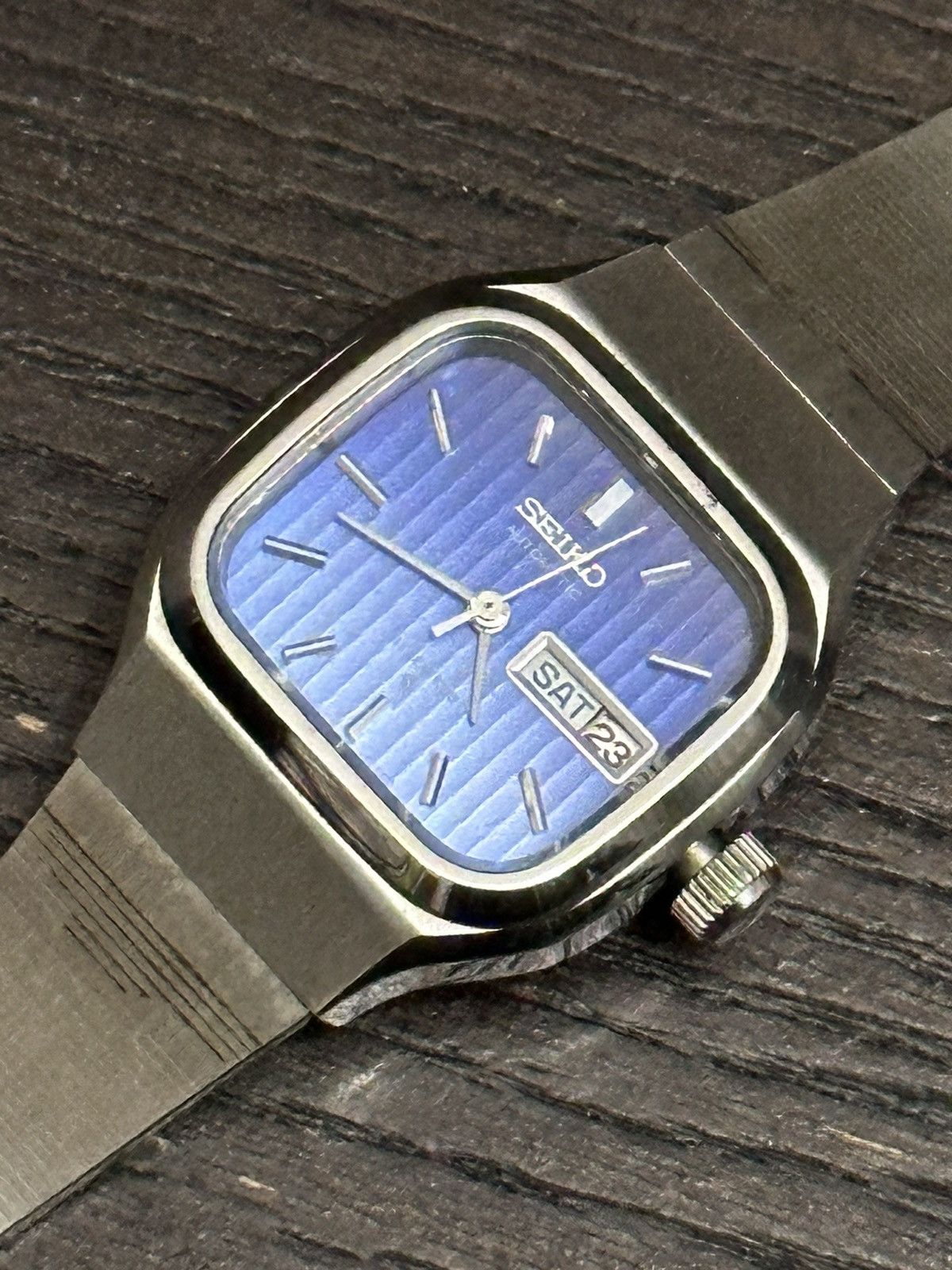 Seiko 1976 Seiko Vintage TV Case Automatic Rarest Wrist-Watch Size ONE SIZE - 3 Thumbnail
