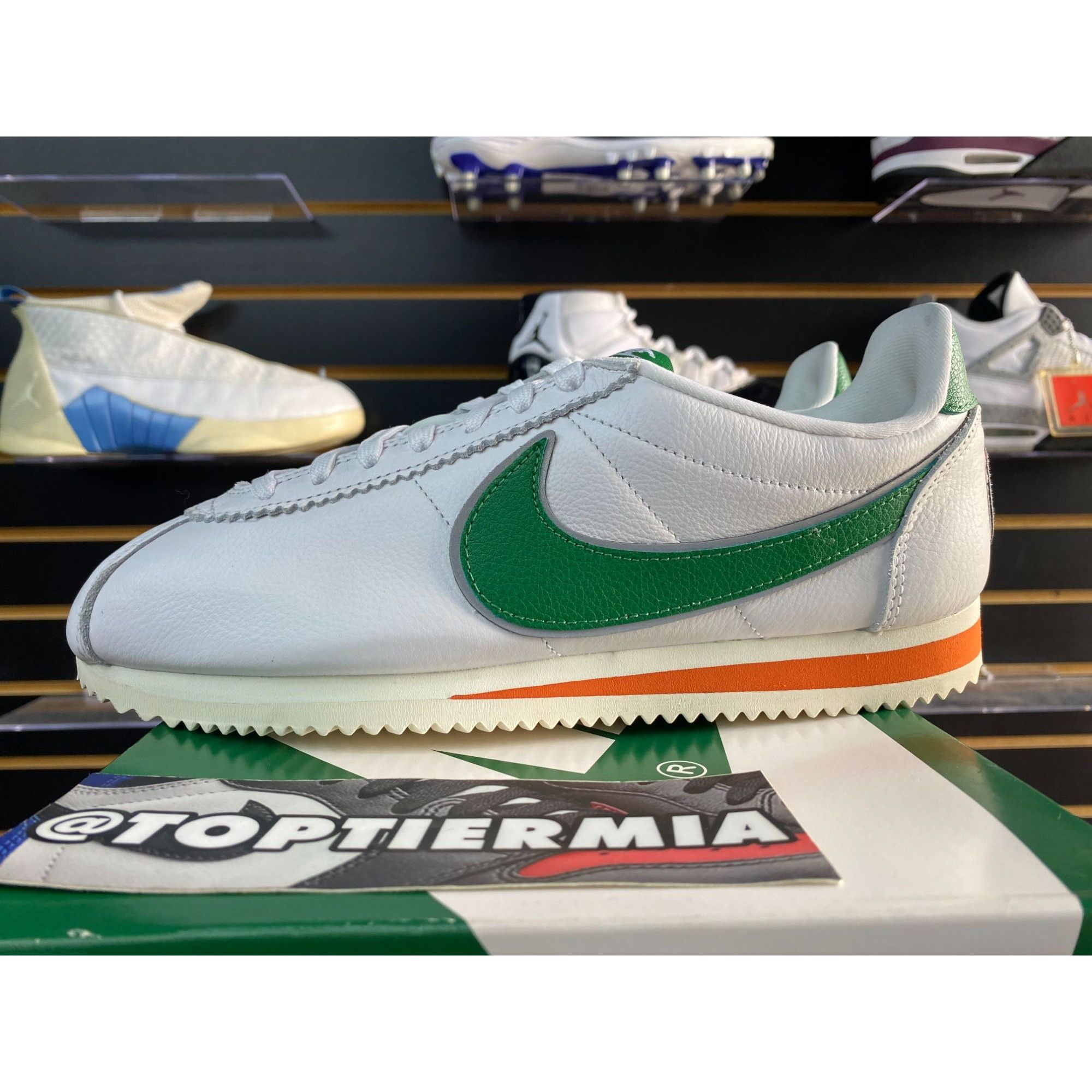 Nike NIKE CLASSIC CORTEZ STRANGER THINGS HAWKINS HIGH SCHOOL SZ 8 Size US 8.5 / EU 41-42 - 5 Thumbnail
