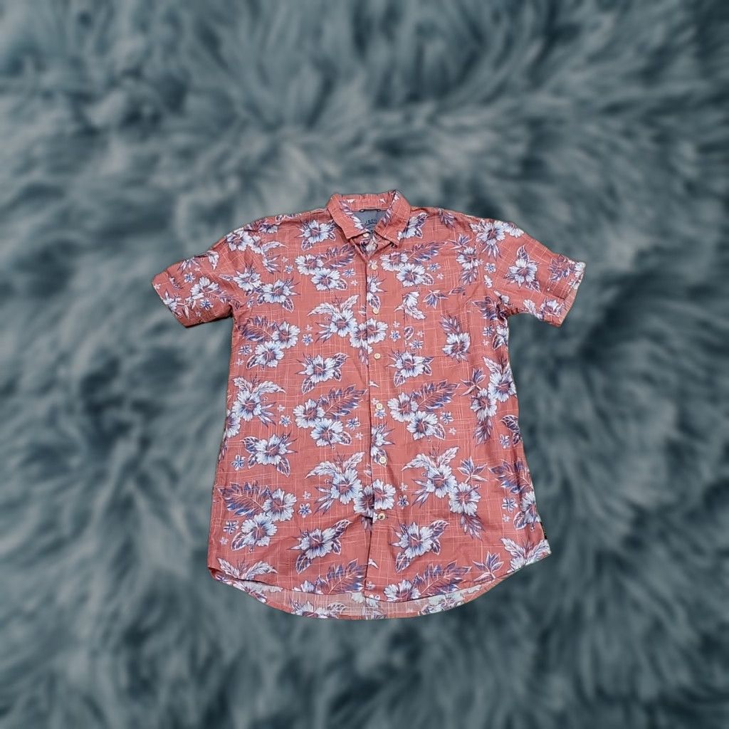 Izod Izod Saltwater Collection Button-Up Shirt SS Med. Tropical Beach Floral Size US M / EU 48-50 / 2 - 1 Thumbnail