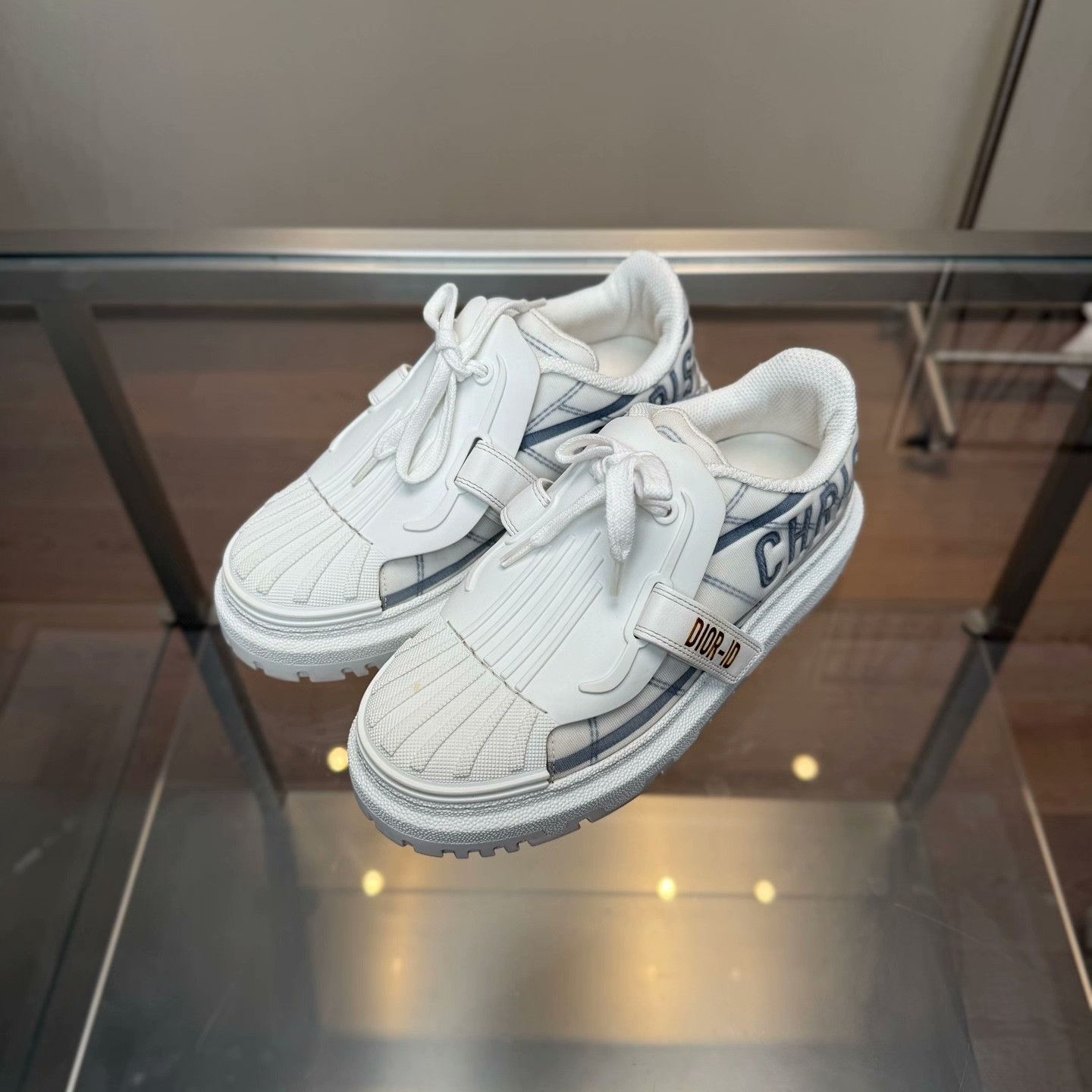 Dior Dior Casual White Lowtop Sneakers 36 Women Size US 6 / IT 36 - 1 Thumbnail
