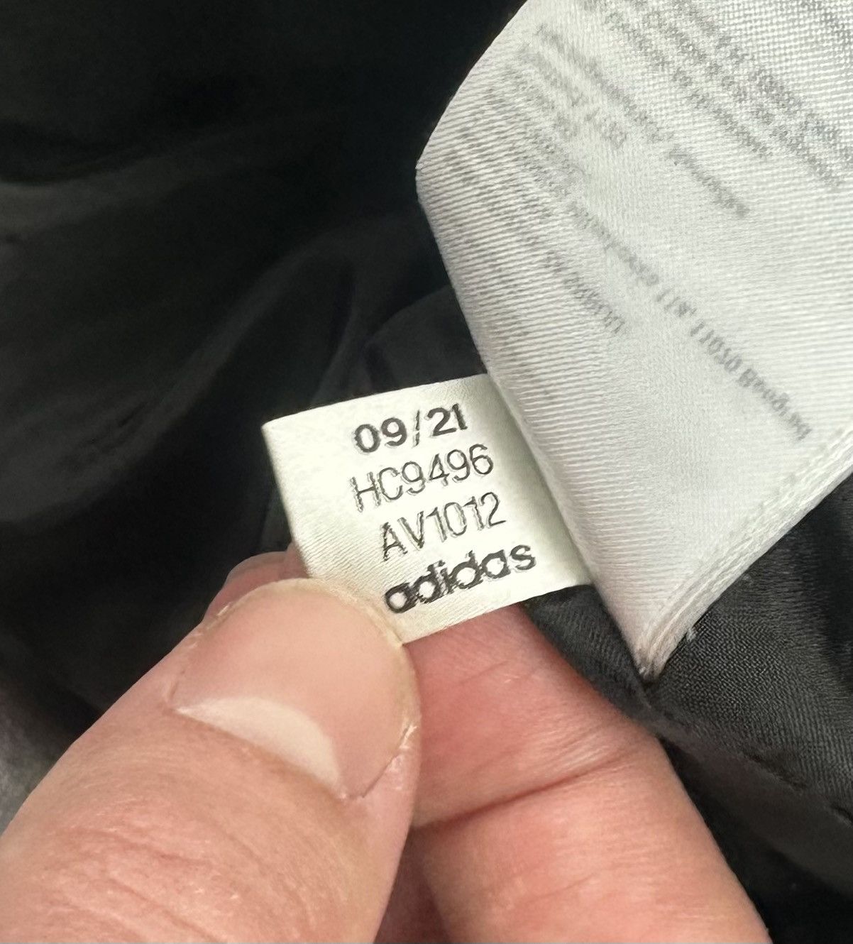 Adidas Adidas Vest Reveal Your Voice Size US S / EU 44-46 / 1 - 10 Thumbnail