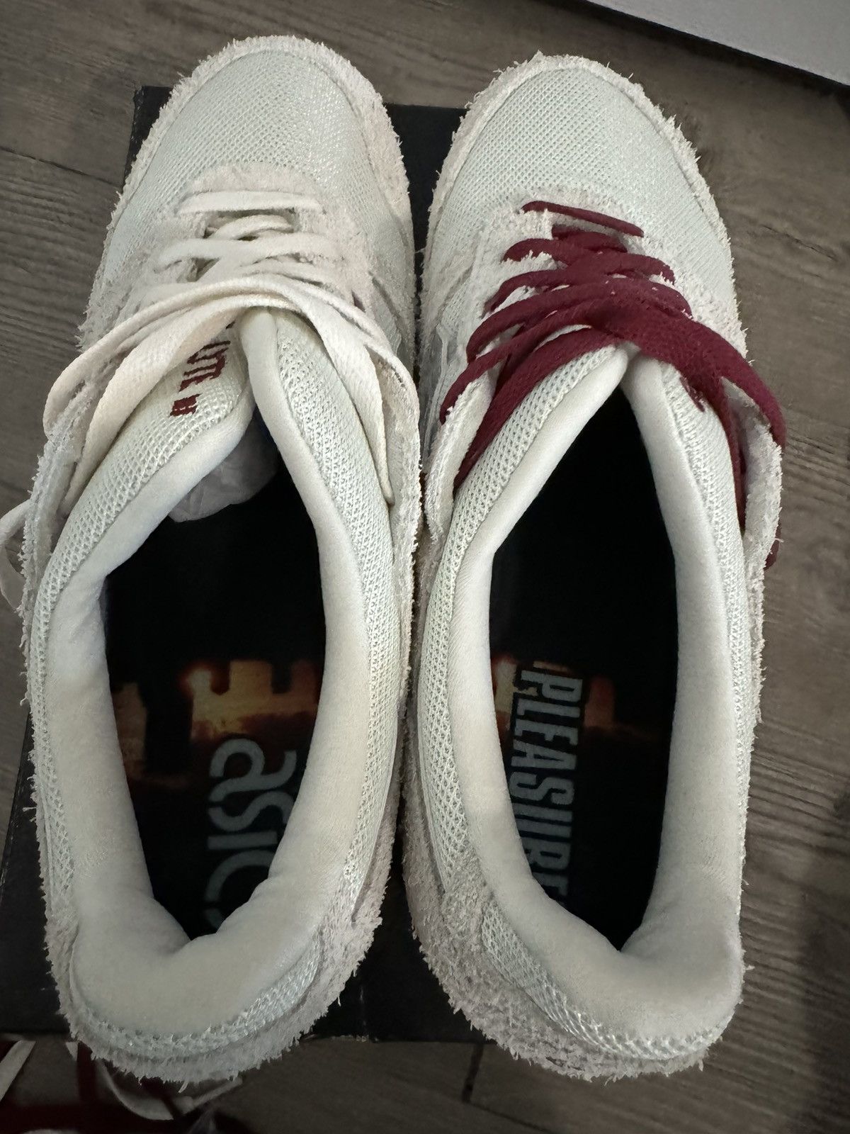 Asics × Pleasures Asics X Pleasures Gel Lyte 3 Size US 10.5 / EU 43-44 - 3 Thumbnail