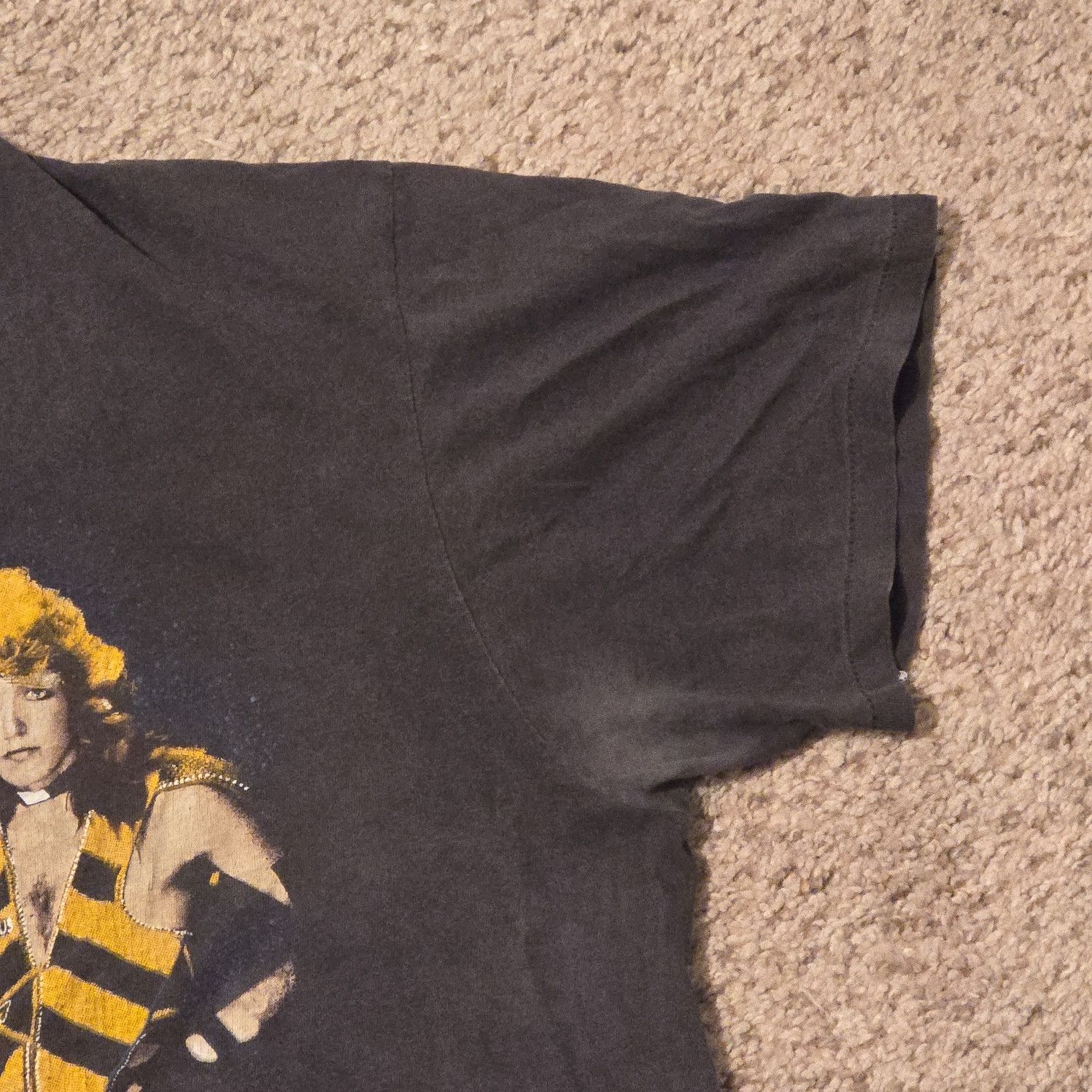 Vintage Vintage 1987 Stryper “To Hell With The Devil” T-Shirt Size US XL / EU 56 / 4 - 5 Thumbnail