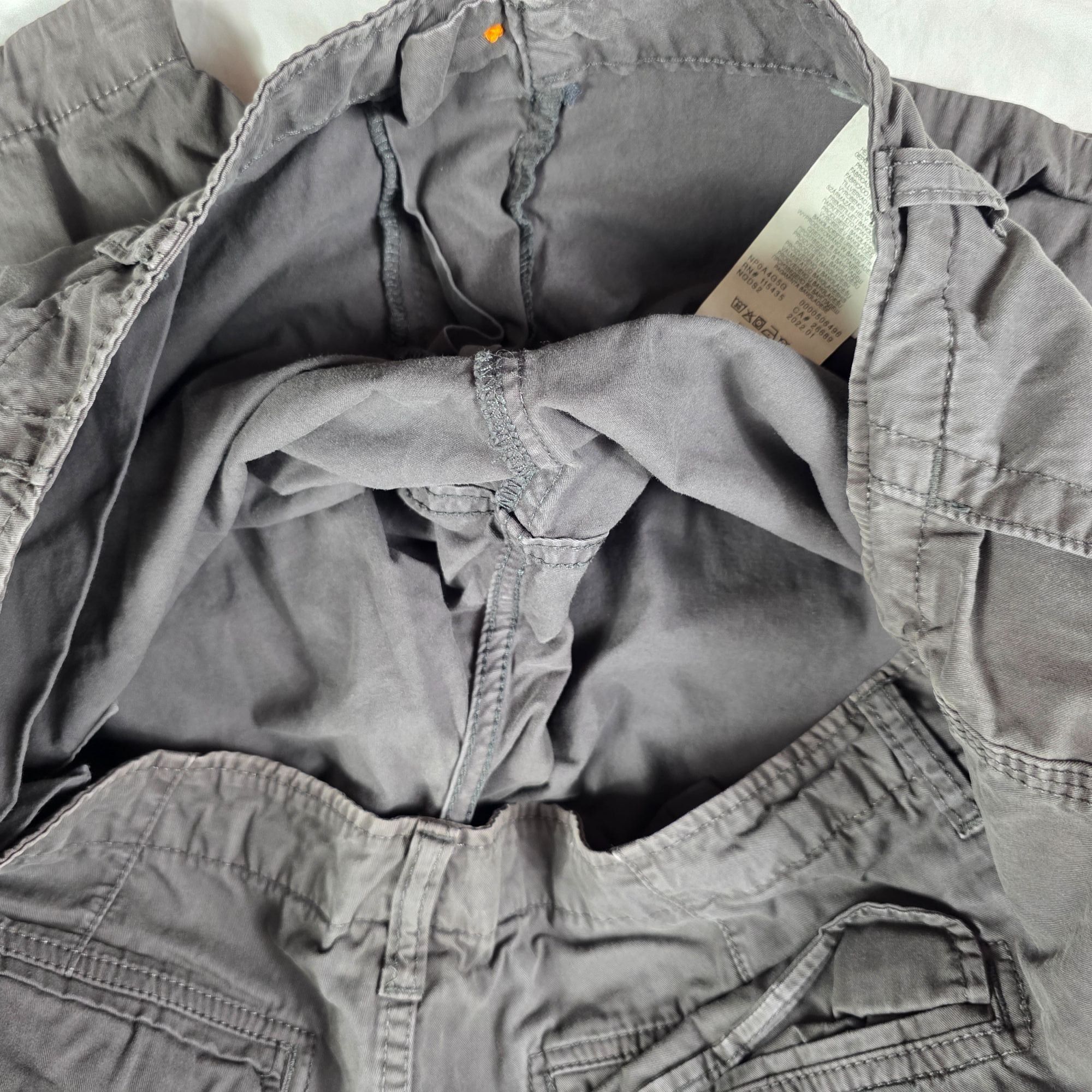 Napapijri Geographic Mens Cargo Shorts Size 40 Gray Lightwei