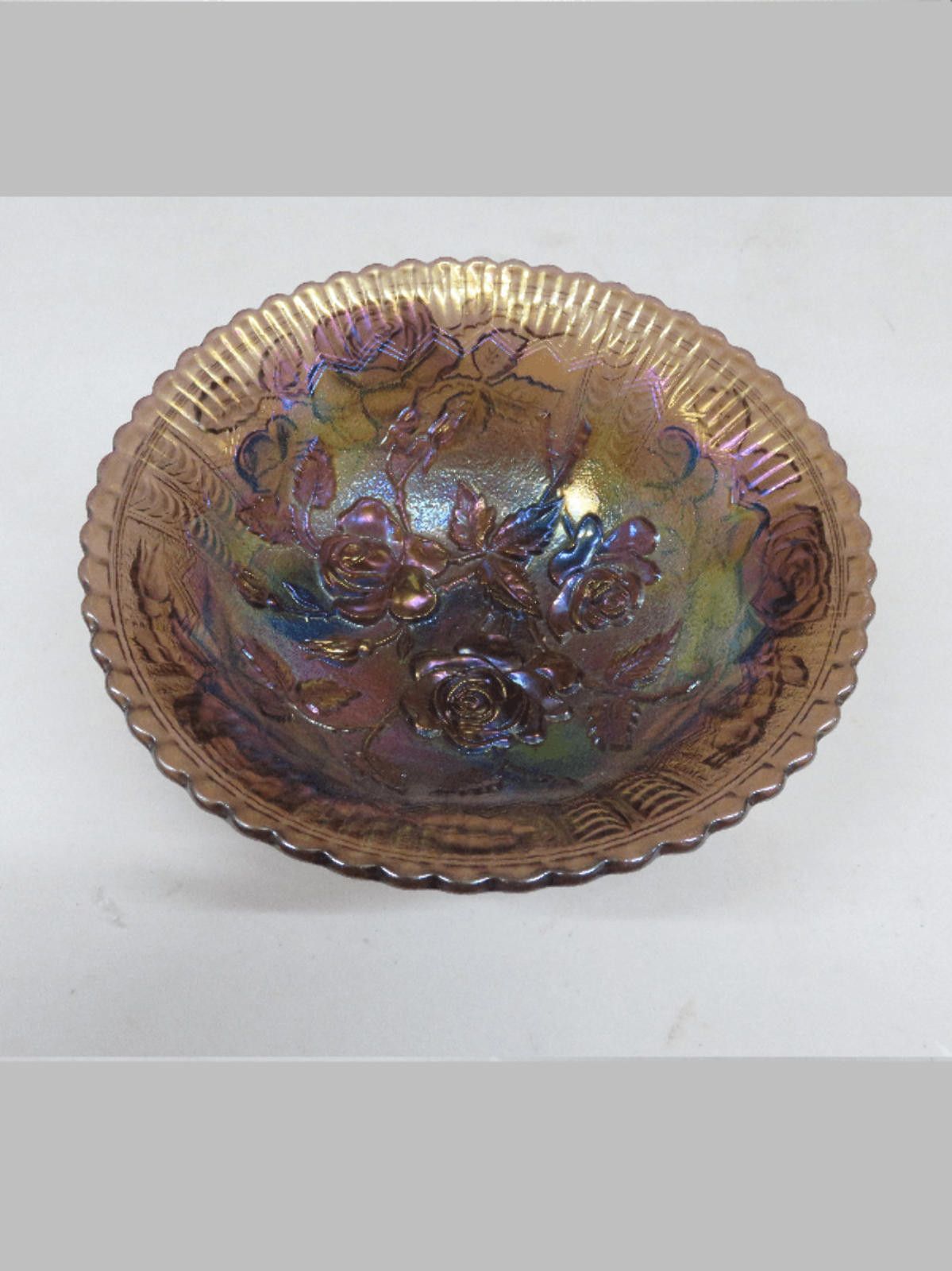 Fenton Vintage Fenton Green Carnival Glass Bowl with Flower Pattern Size ONE SIZE - 1 Thumbnail