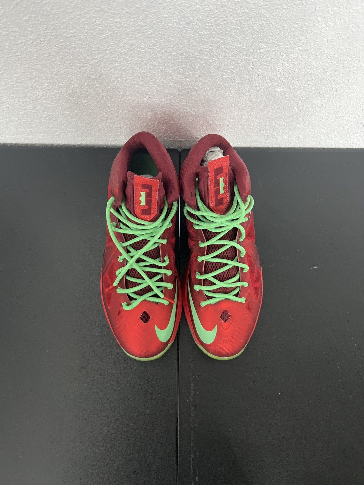 Nike LeBron 10 Christmas Size US 12 / EU 45 - 7 Thumbnail