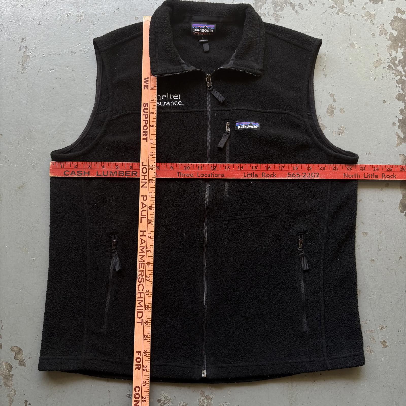 Patagonia Patagonia Synchilla Men’s Large Full Zip Black Fleece Vest Size US L / EU 52-54 / 3 - 4 Thumbnail
