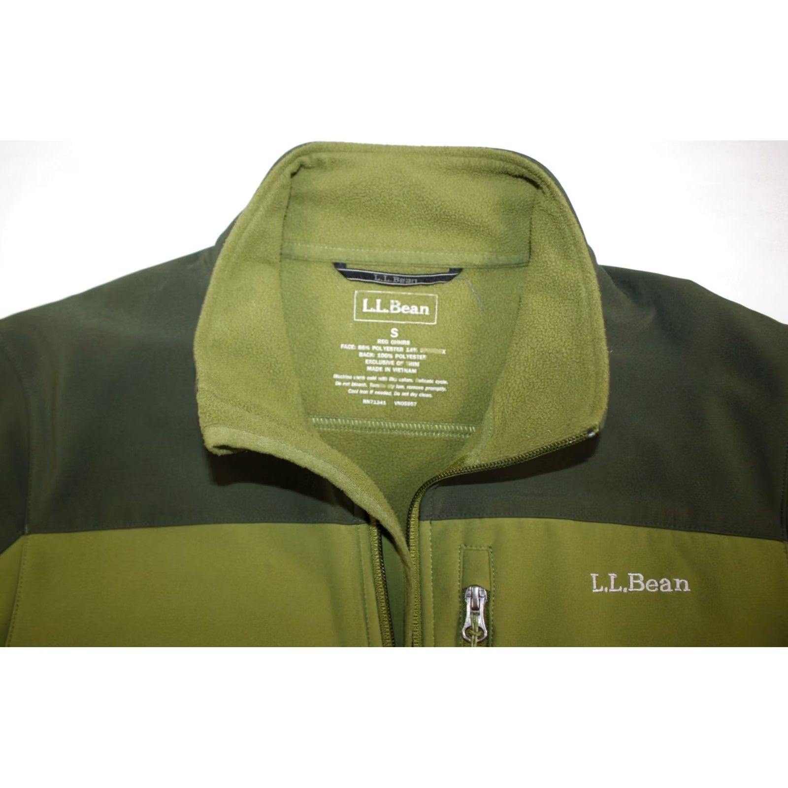 Vintage L.L. Bean Pathfinder Softshell Jacket Men's S Green Two Tone Fleece Lined Hiking Zip Front Size US S / EU 44-46 / 1 - 5 Thumbnail