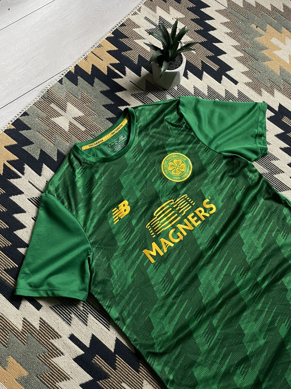 New Balance × Vintage Celtic 19/20 New Balance Soccer Blockcore Jersey Size US M / EU 48-50 / 2 - 4 Thumbnail