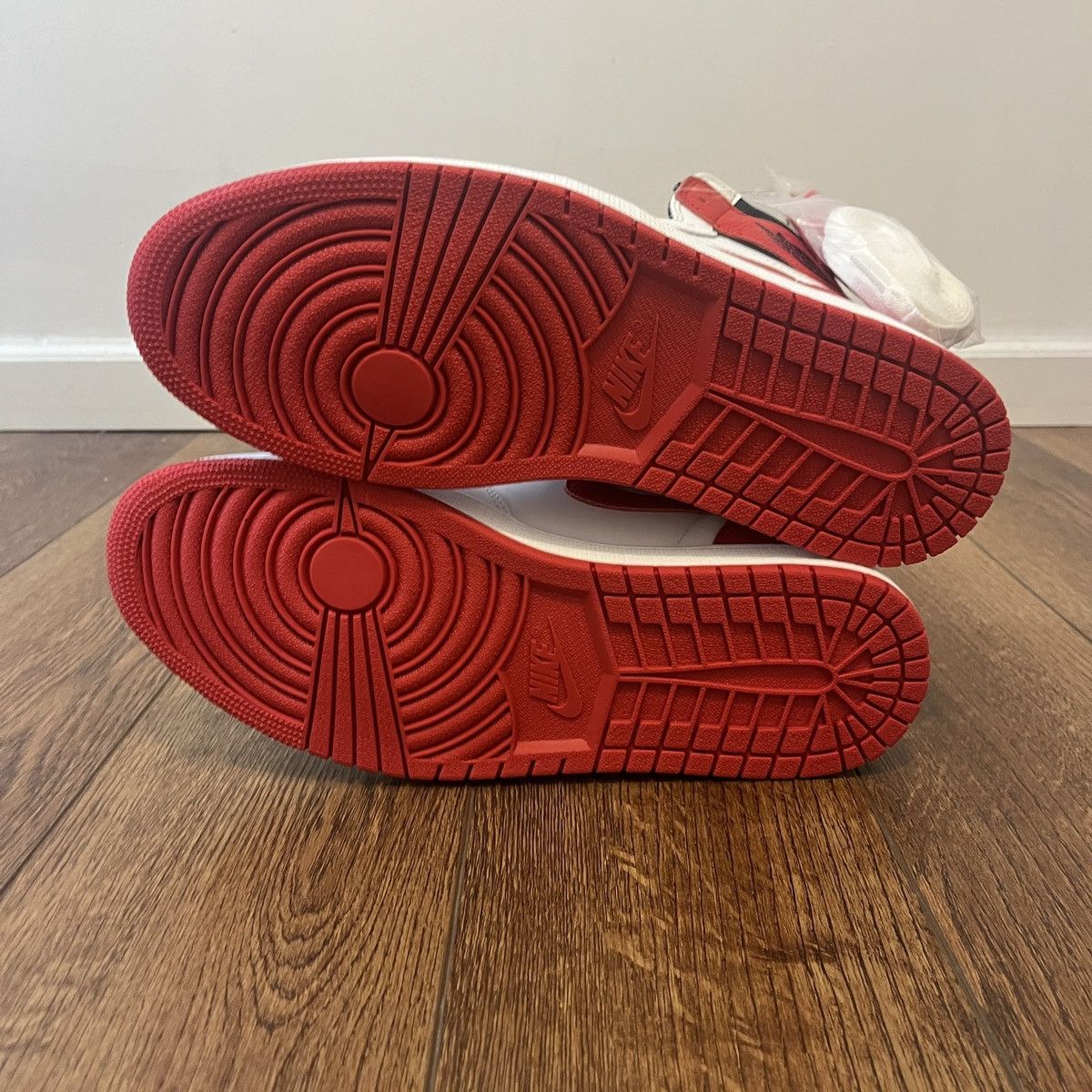 Jordan Brand × Nike Jordan 1 Retro OG High Heritage Size US 12.5 / EU 45-46 - 6 Thumbnail