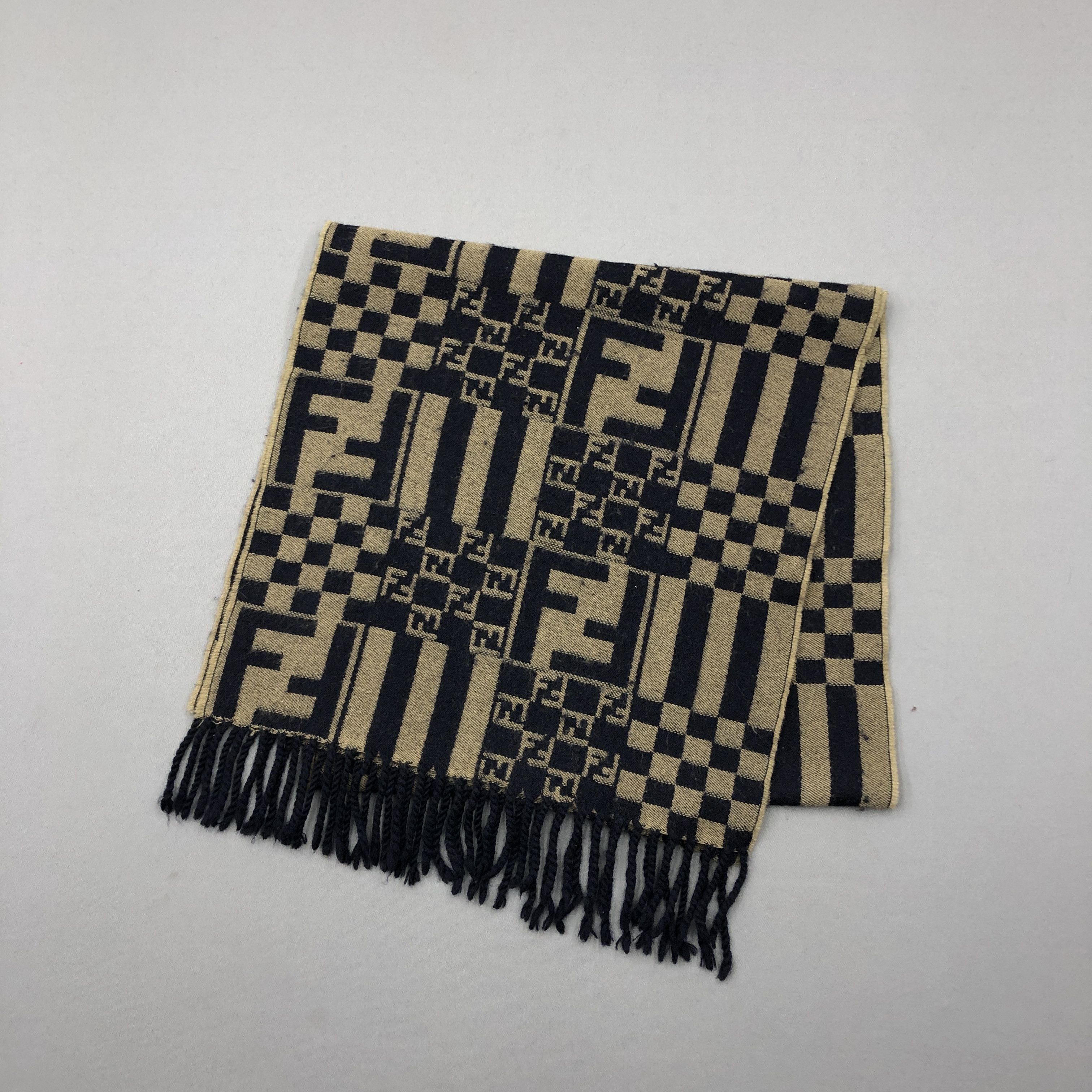 Japanese Brand Vintage Fendi Scarf Fendi Zucca FF Monogram Wool Scarves Size ONE SIZE - 2 Thumbnail