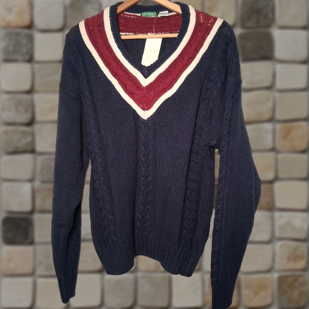 Vintage VINTAGE Stefano Sweater, Cable-Knit, V Neck, Blue, L, Men, 90s Preppy Academia, Navy Maroon, Pullover, Regular Fit Size US L / EU 52-54 / 3 - 1 Thumbnail