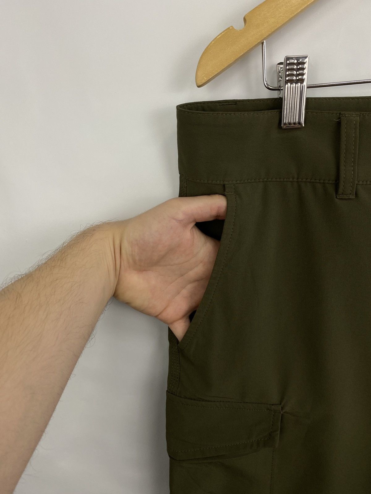 Oakley Oakley Cargo Military Multipocket Shorts Rare Retro Y2K Hype Size US 36 / EU 52 - 4 Thumbnail