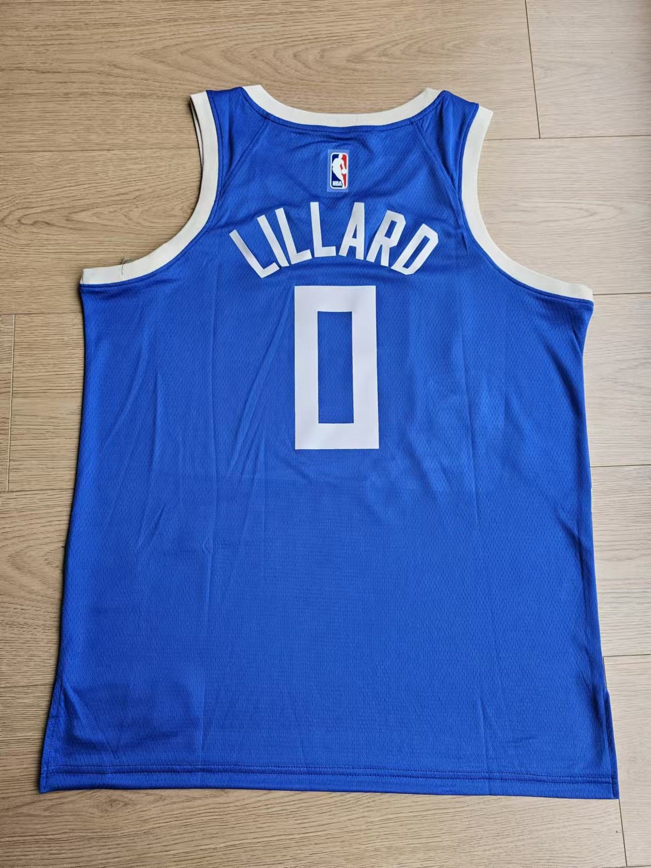 NBA Milwaukee Bucks Damian Lillard Jersey Size US M / EU 48-50 / 2 - 2 Thumbnail