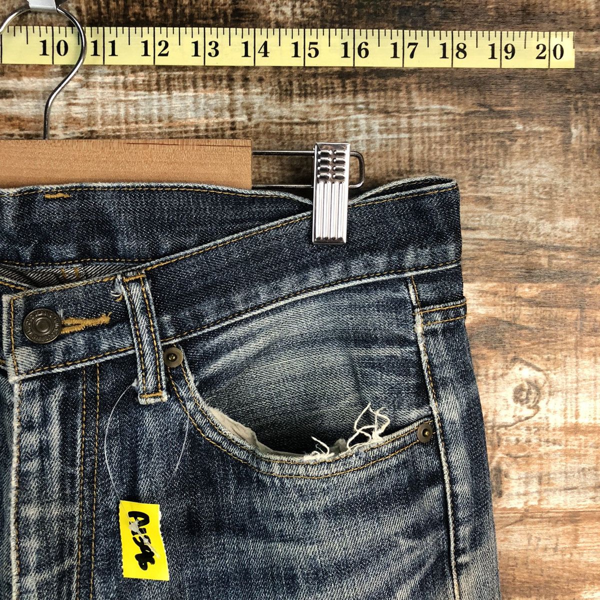 Japanese Brand Uniqlo Blue faded Distressed Denim Pants #A1396 Size US 30 / EU 46 - 8 Thumbnail