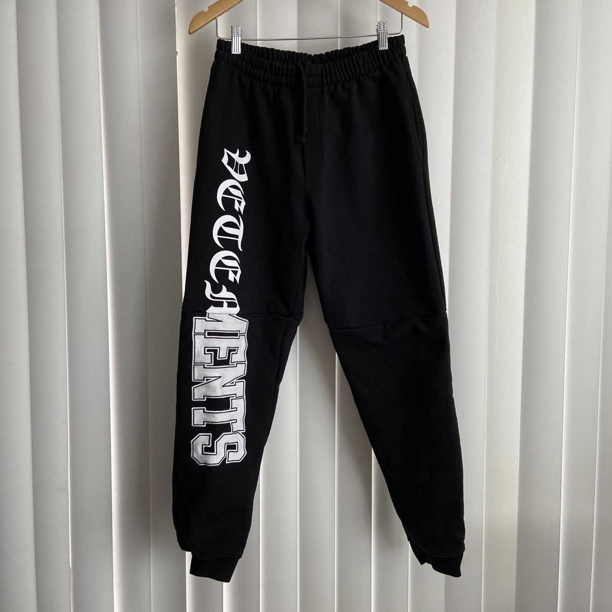 image of Vetements Reconstructed Gothic Logo Sweatpants in Black, Men's (Size 32)