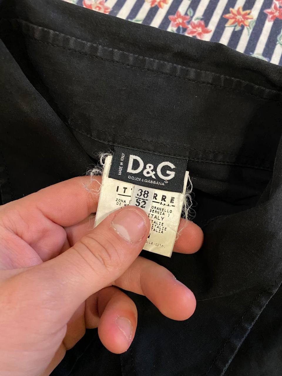 Dolce & Gabbana Luxury Dolce & Gabbana Black Button Up Shirt Size US M / EU 48-50 / 2 - 2 Thumbnail