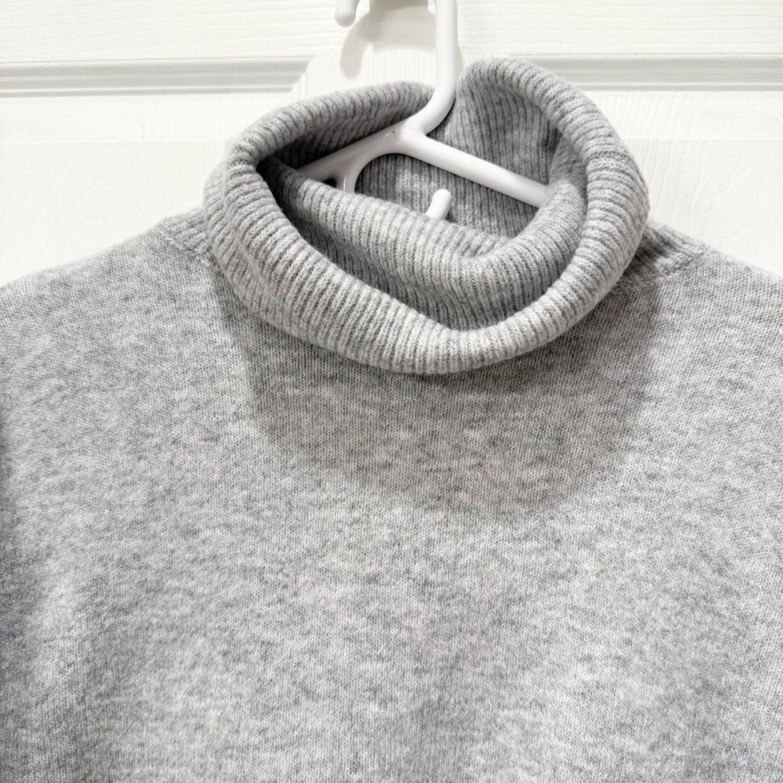 Bdg Urban Outfitters BDG Lake Cropped Turtleneck Sweater S Size S / US 4 / IT 40 - 3 Thumbnail