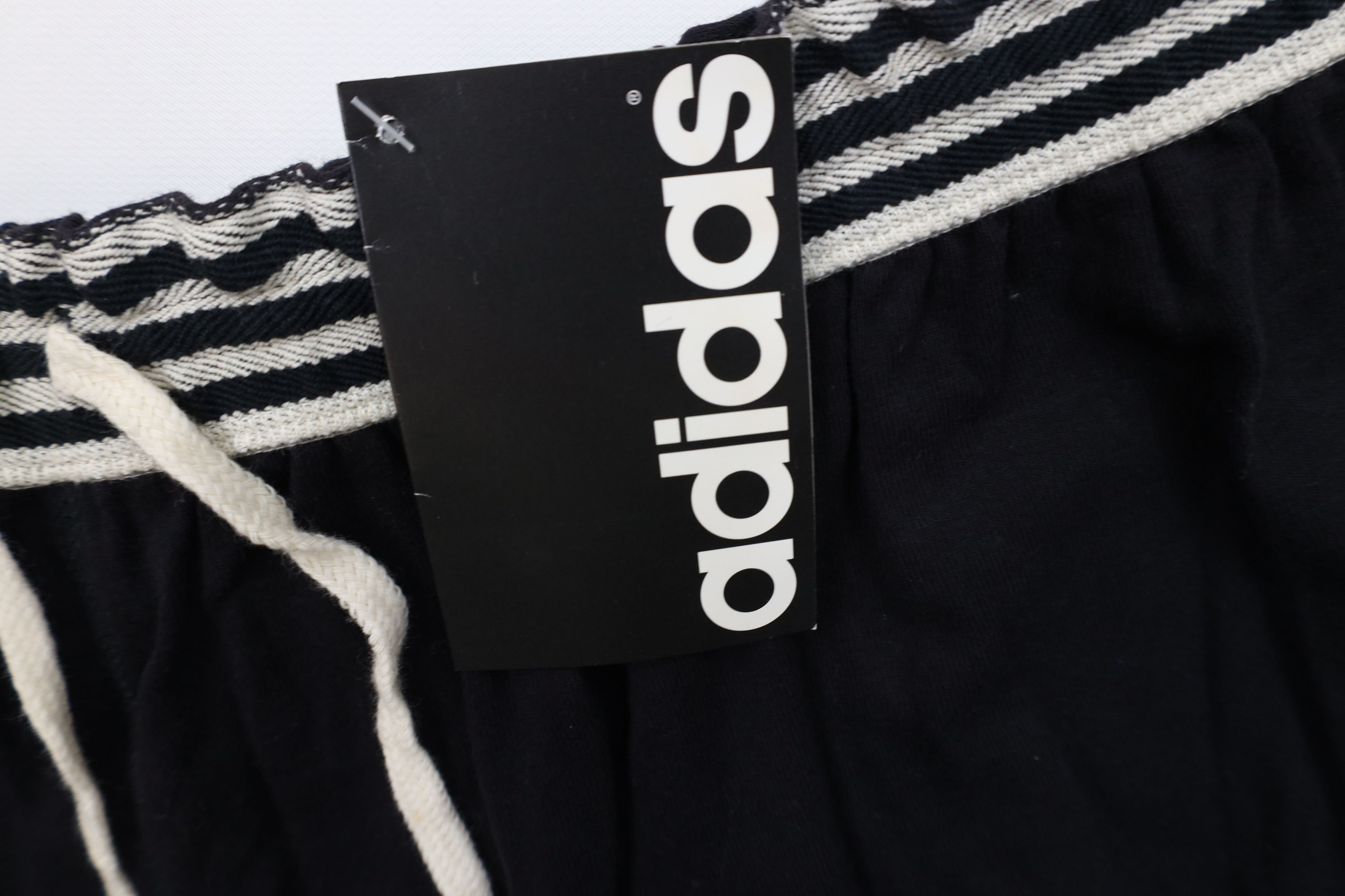 Adidas Deadstock Vintage 90s Adidas Striped Above Knee Shorts Black Size US 36 / EU 52 - 7 Thumbnail